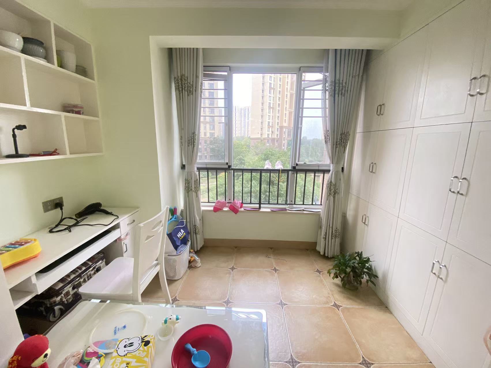 佳兆业金域天下三期  2室2厅1卫    39.8万室内图