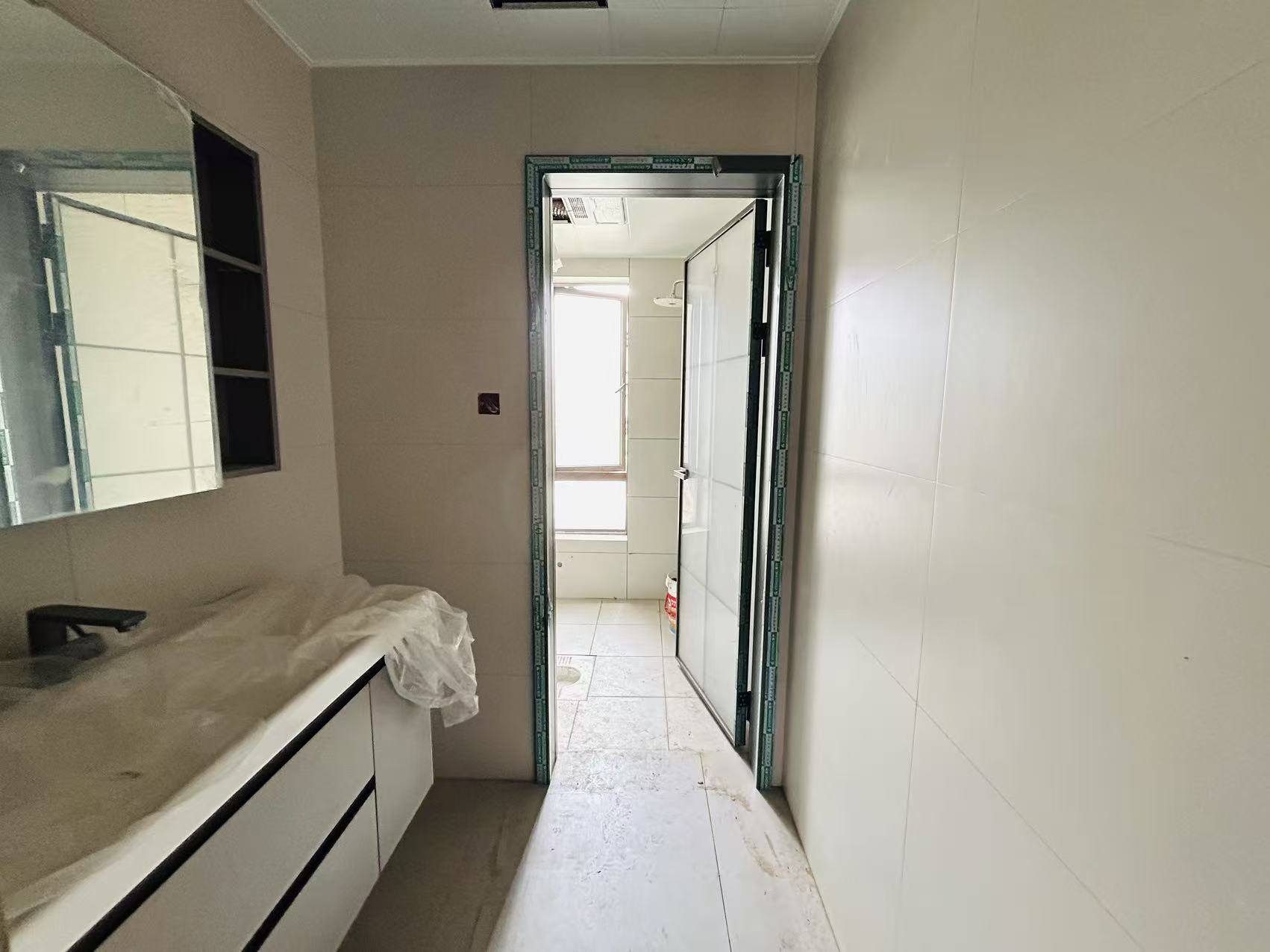 长房湘江府  4室2厅2卫    139.0万室内图