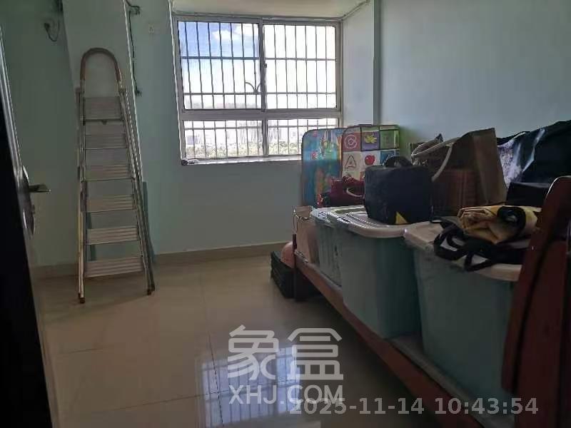 润芳园  3室2厅1卫    2000.0元/月室内图