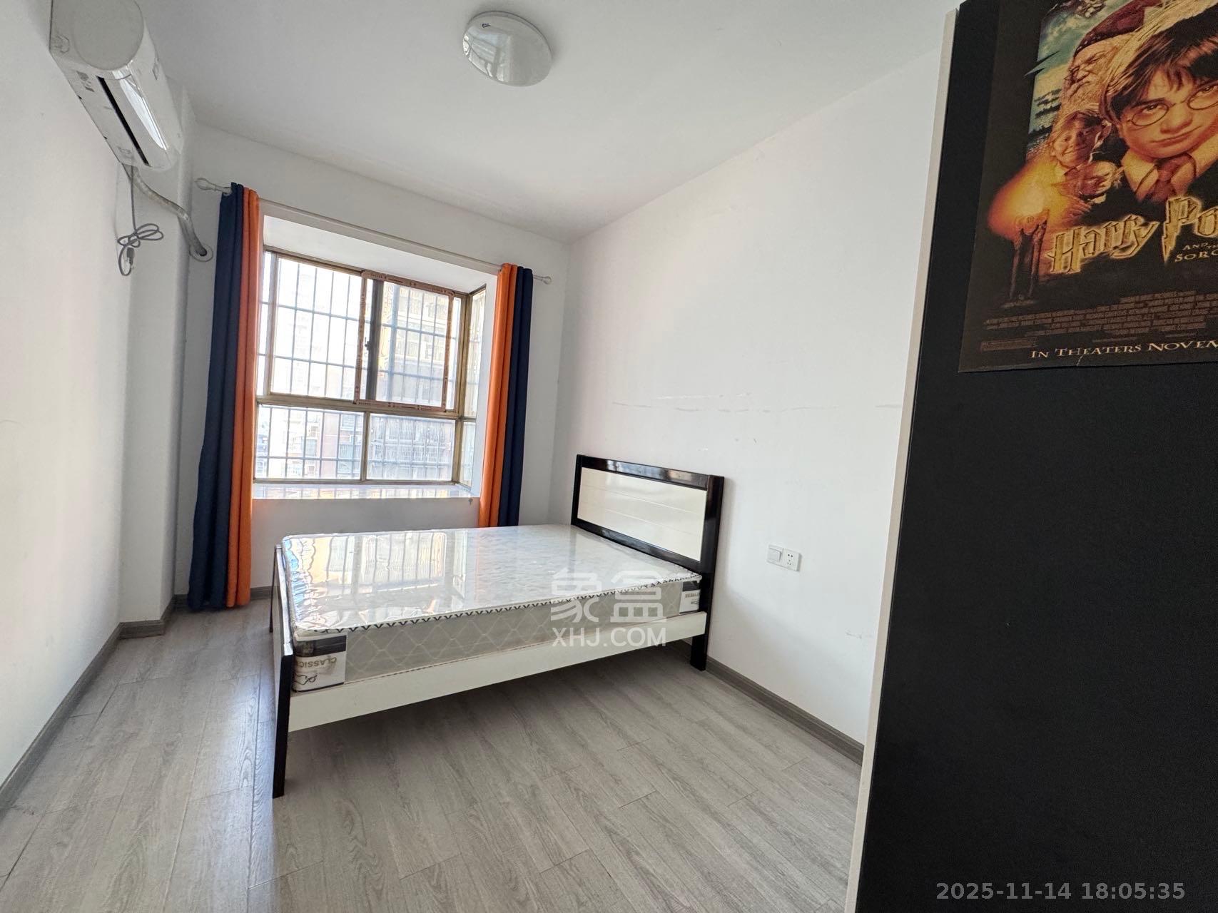 蟠龙欣苑  3室2厅2卫    1800.0元/月室内图