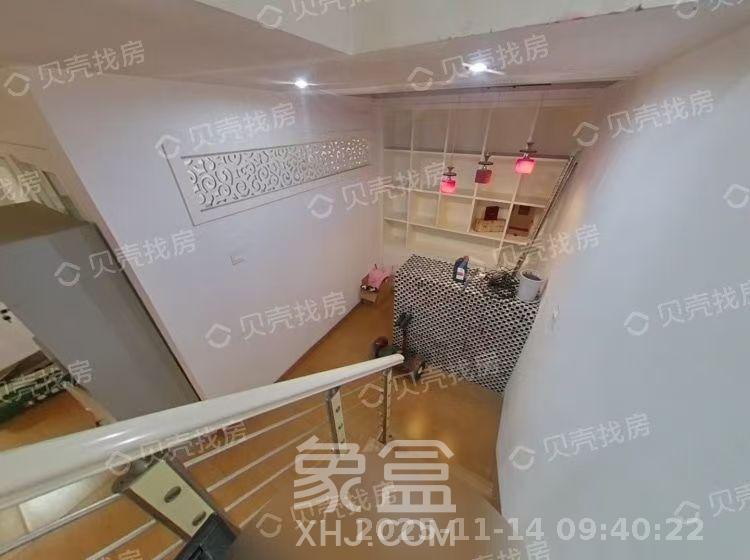 三一街区  1室3厅1卫    3000.0元/月室内图