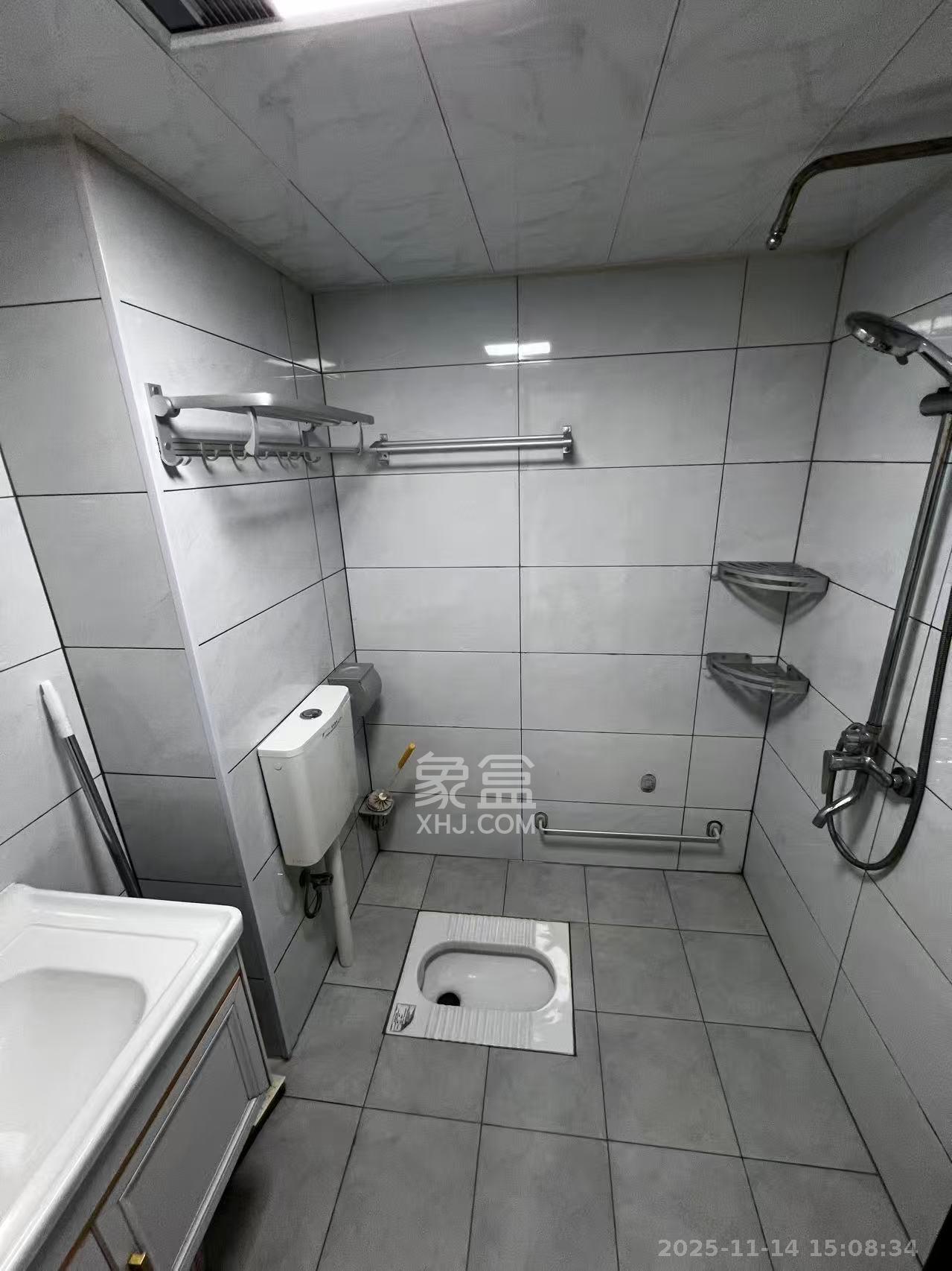 鹏程府 1室1厅1卫 2000.0元/月 鹏程府 1室1厅1卫 2000.0元/月室内图