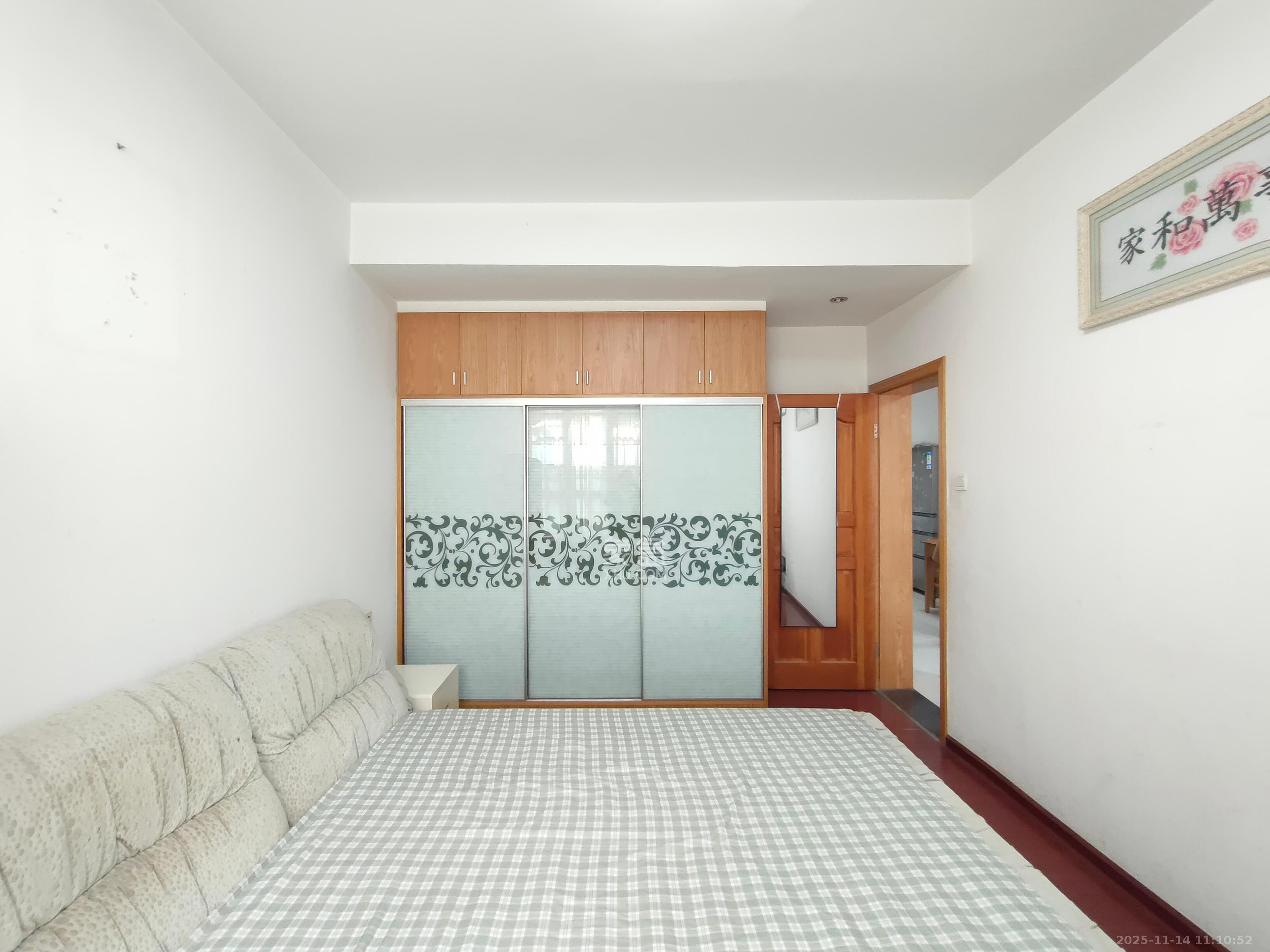 凯乐湘园 2室2厅1卫 2000.0元/月 凯乐湘园 2室2厅1卫 2000.0元/月室内图