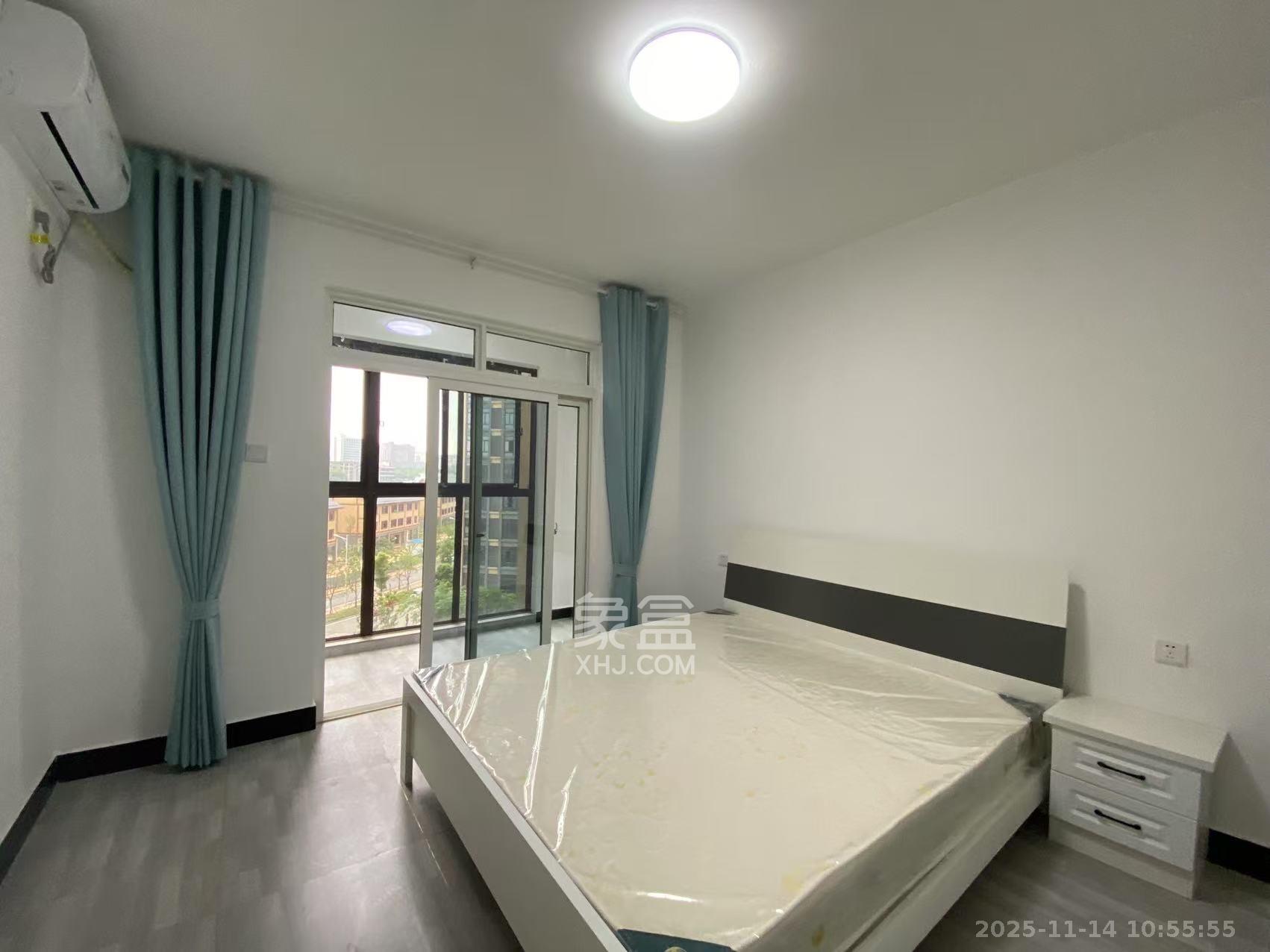 中城苑 3室2厅2卫 2450.0元/月 中城苑 3室2厅2卫 2450.0元/月室内图