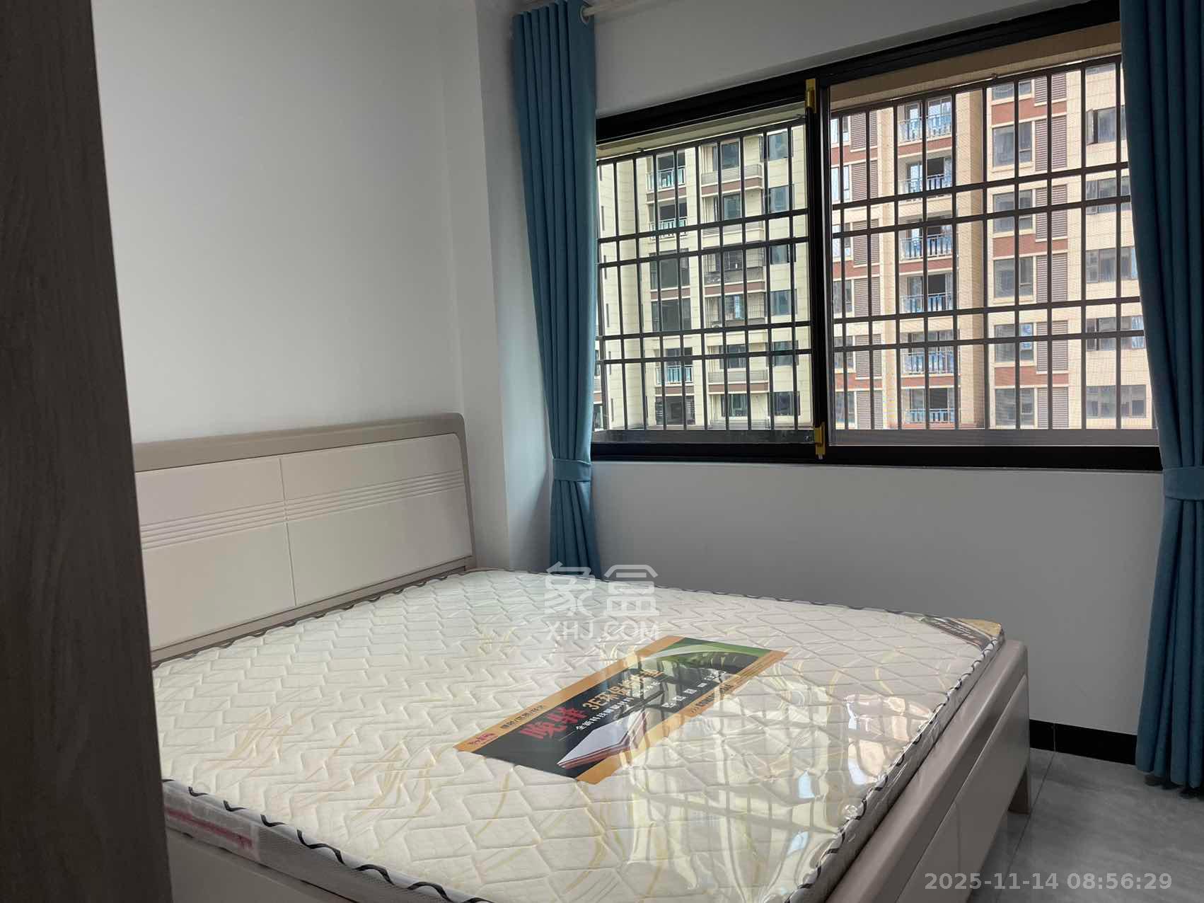 长房明宸府  2室1厅1卫    1700.0元/月室内图