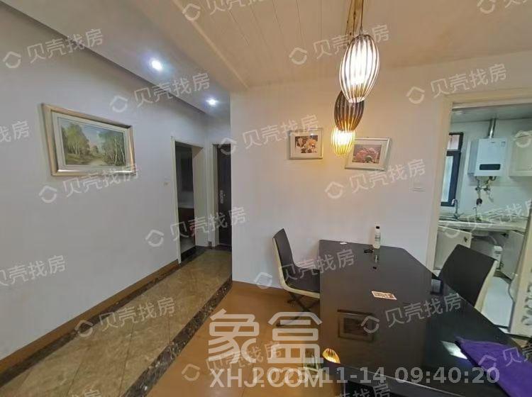 三一街区  1室3厅1卫    3000.0元/月室内图