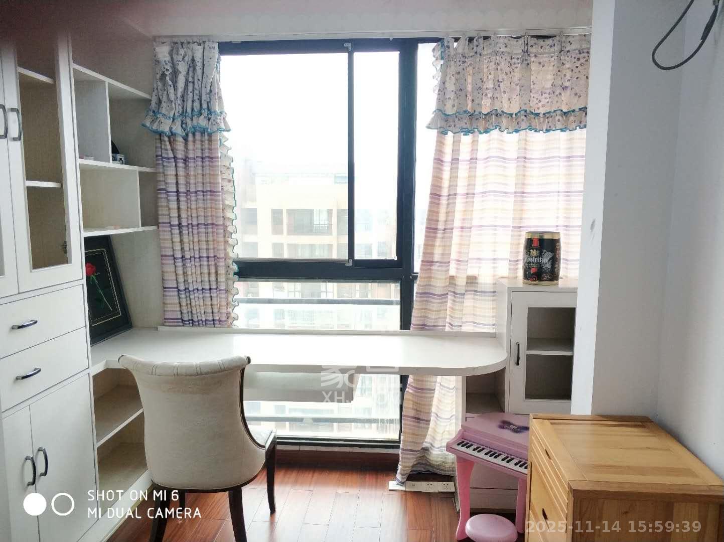 长大卧琥  3室2厅2卫    2700.0元/月室内图