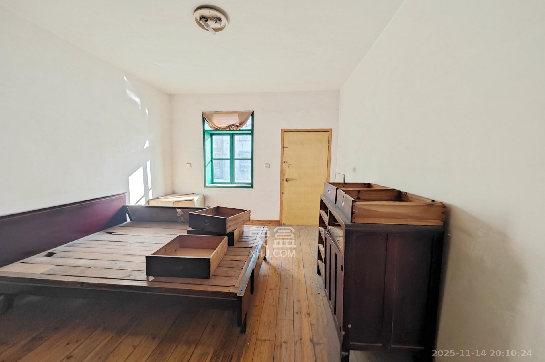 王公塘社区 2室1厅1卫 40.0万 王公塘社区 2室1厅1卫 40.0万卧室