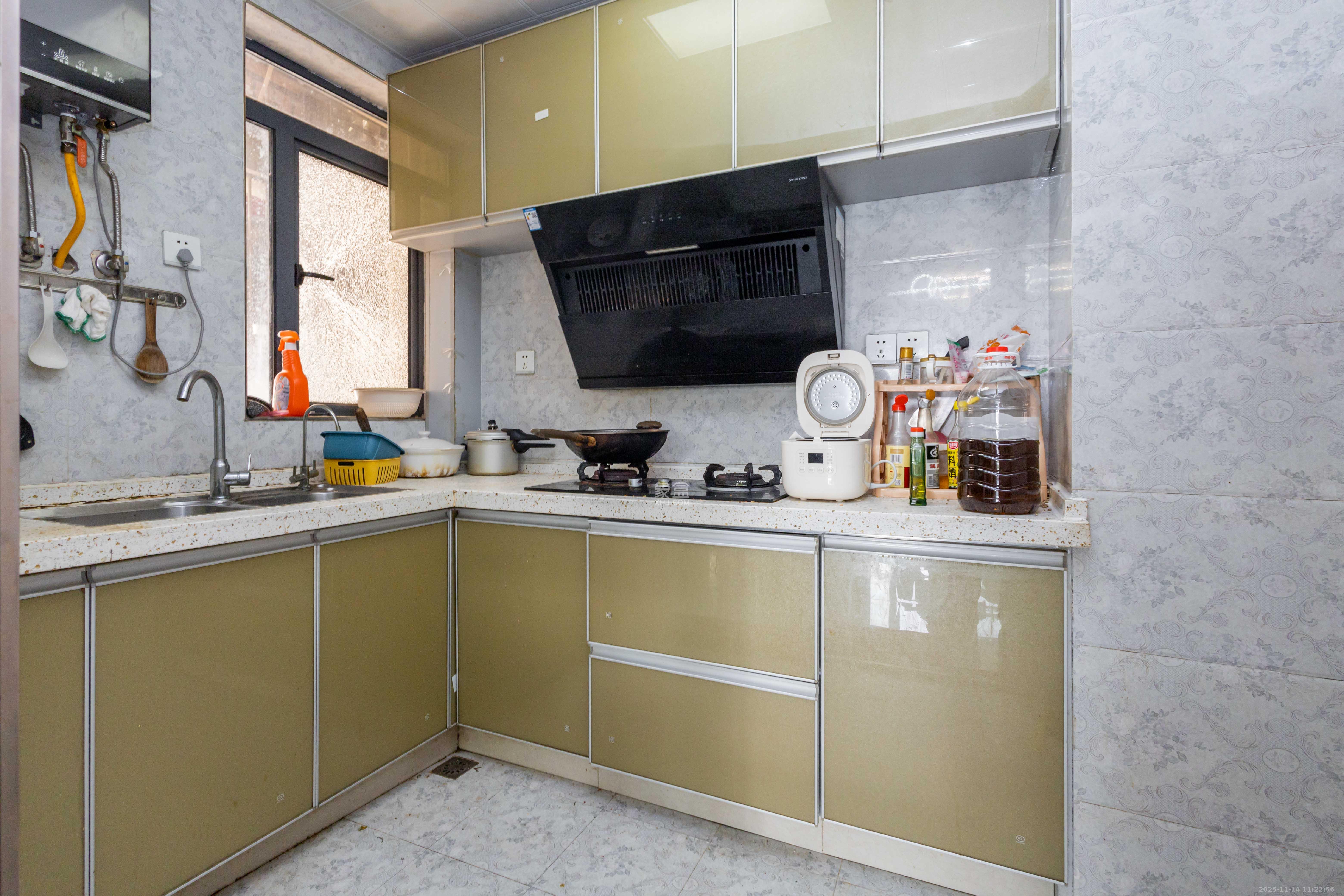 中国铁建国际城二期  3室2厅1卫    43.8万厨房