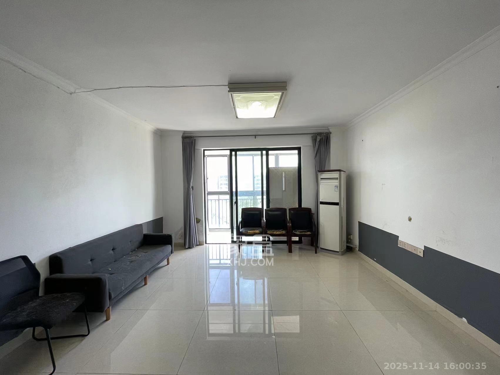 海林馨香雅苑  4室2厅2卫    2800.0元/月