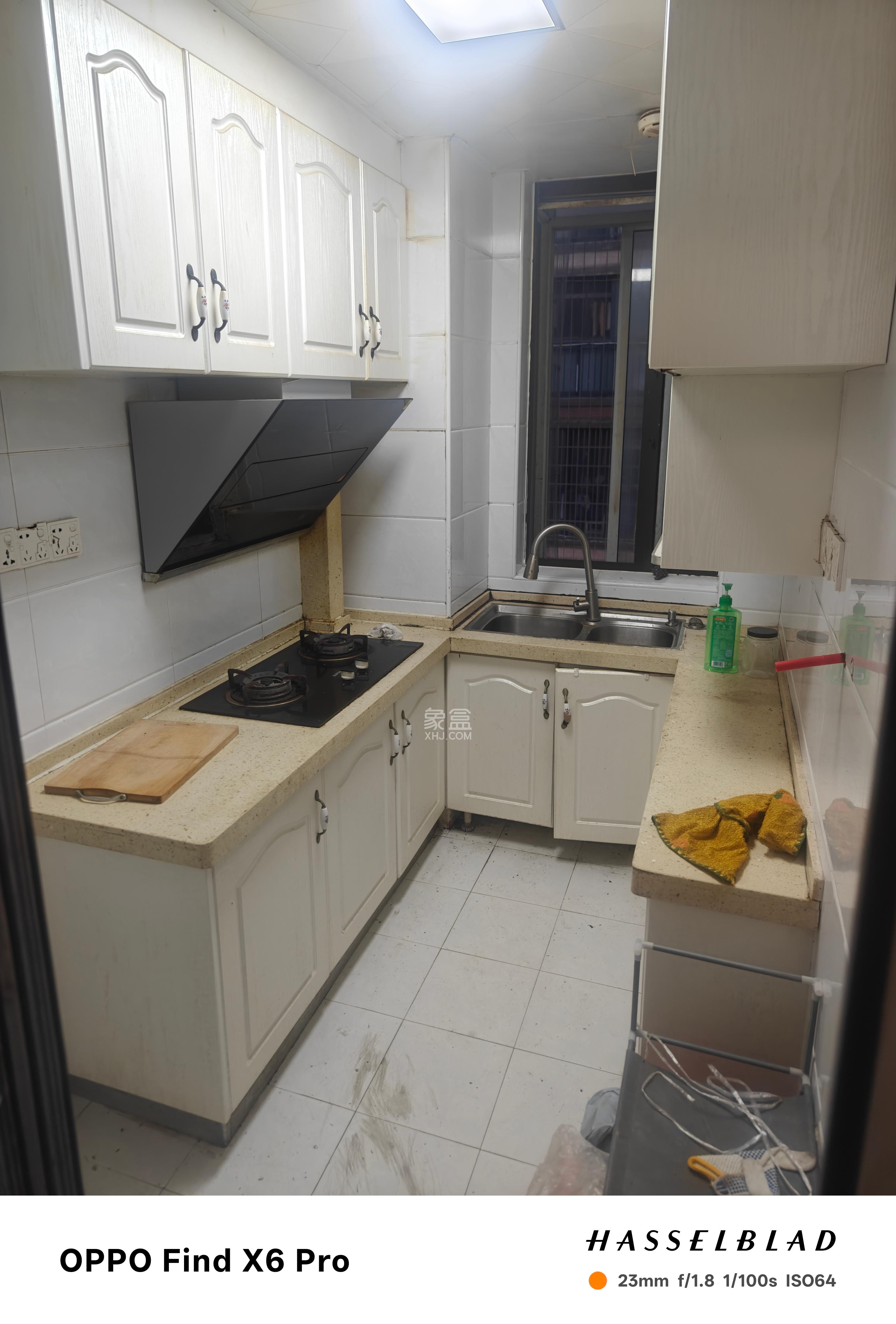 麓谷星辰  2室1厅1卫    2200.0元/月室内图