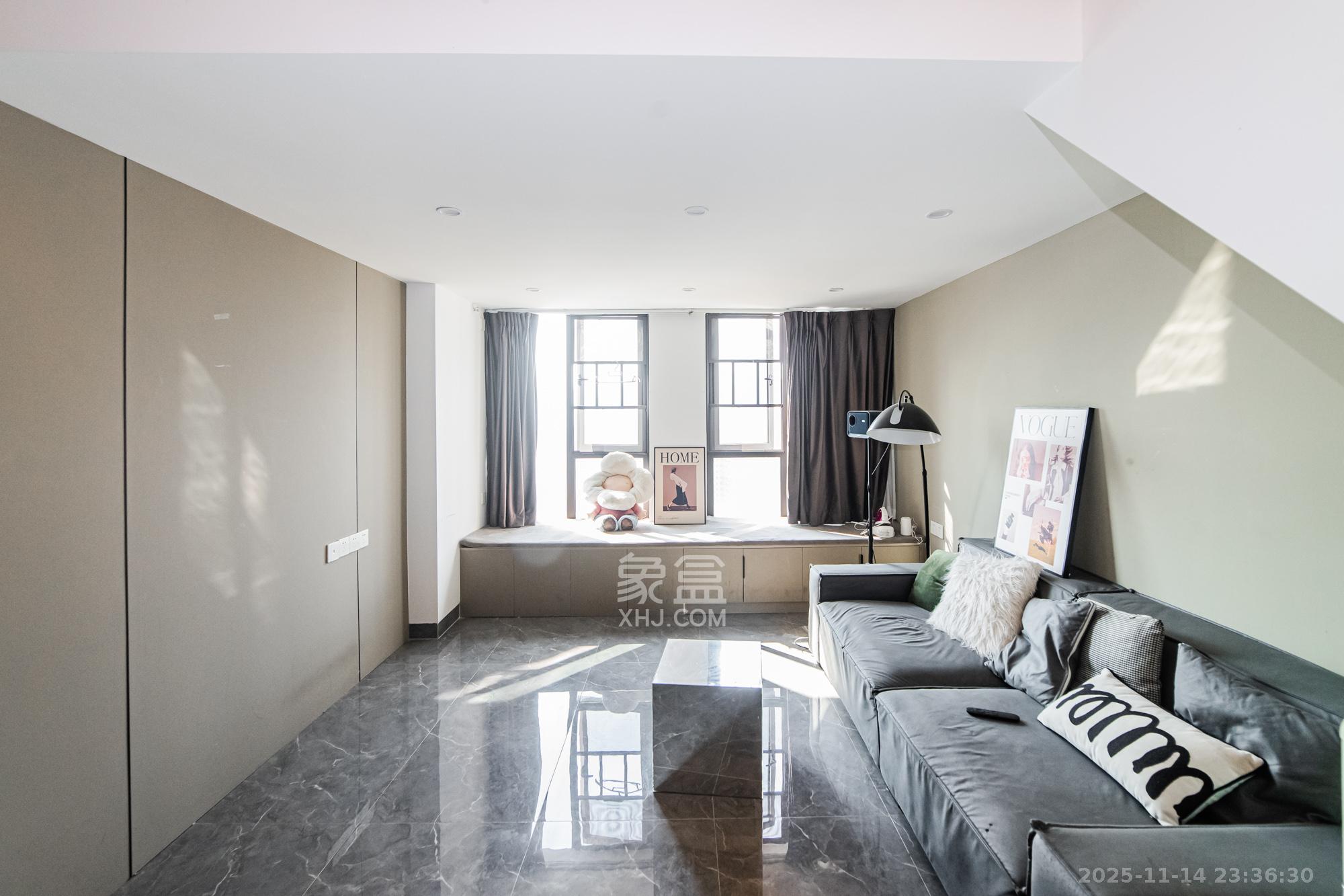 润和国际广场  2室2厅1卫    43.8万