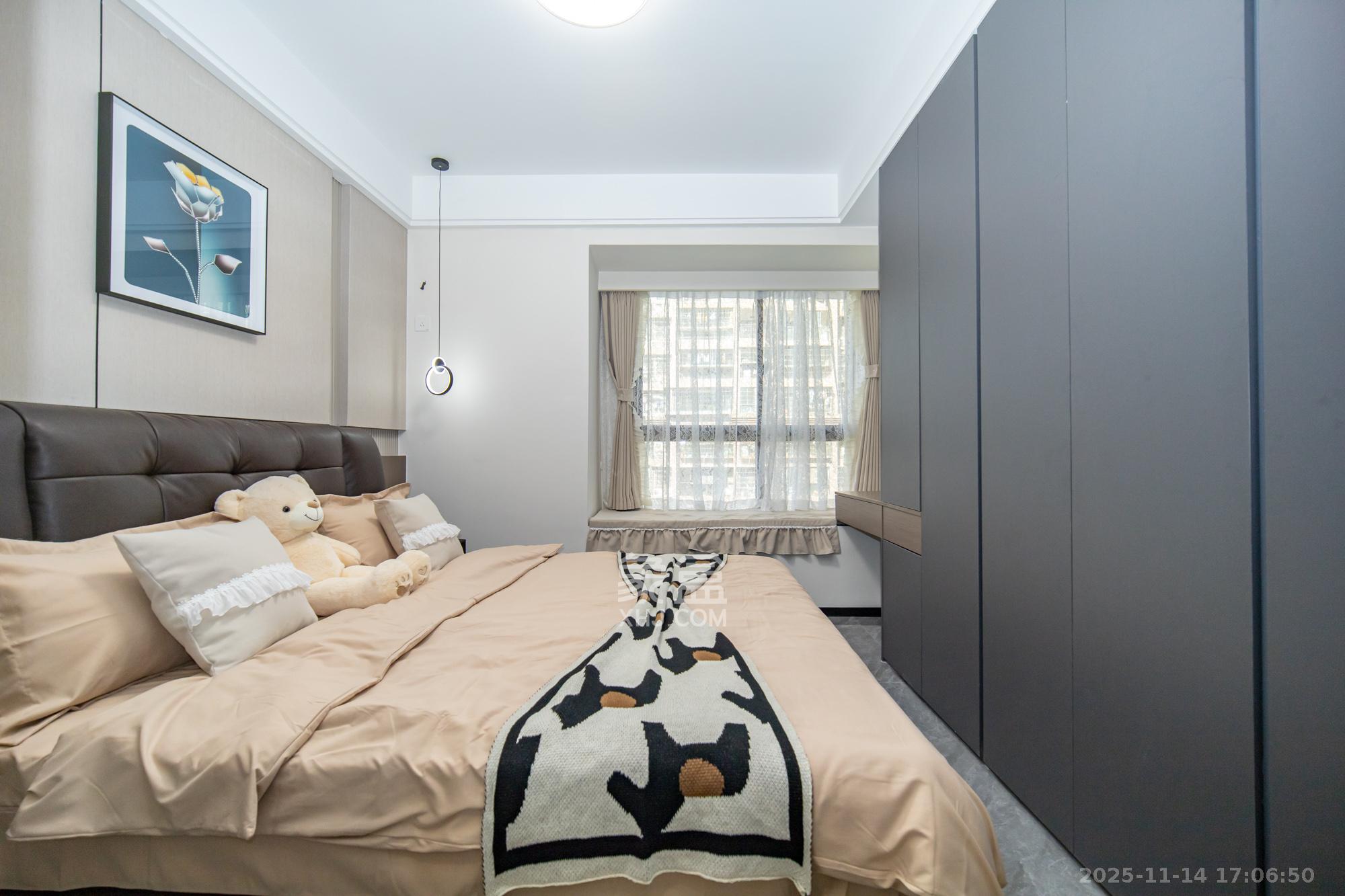 湖湾世景 5室2厅2卫 96.8万 湖湾世景 5室2厅2卫 96.8万卧室