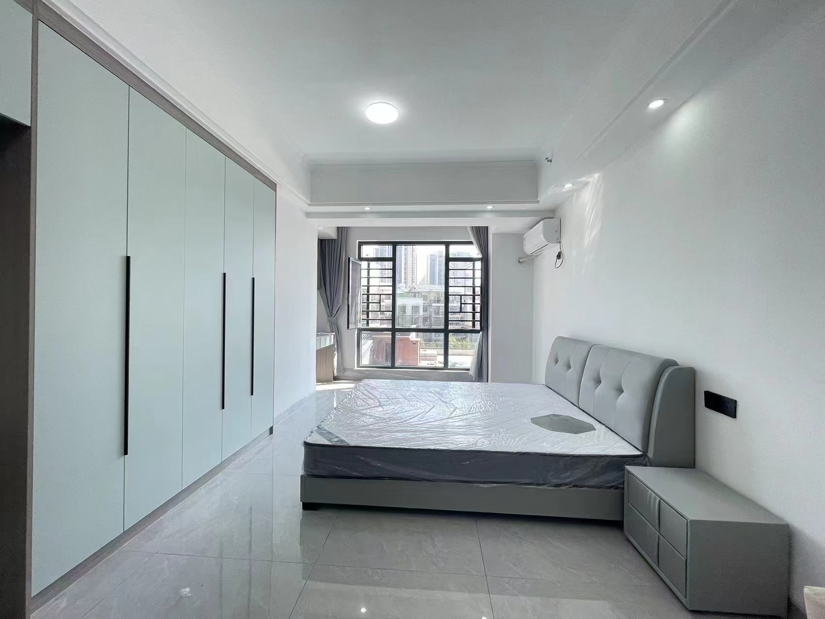 融冠乐城  1室1厅1卫    1500.0元/月室内图