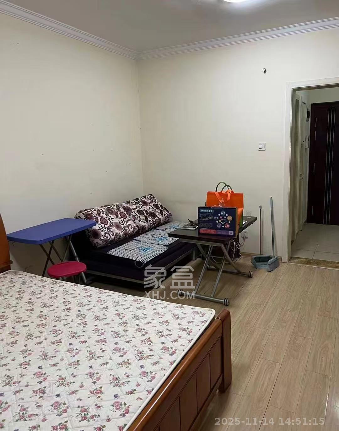 万芙锦城 1室3厅1卫 1200.0元/月 万芙锦城 1室3厅1卫 1200.0元/月室内图