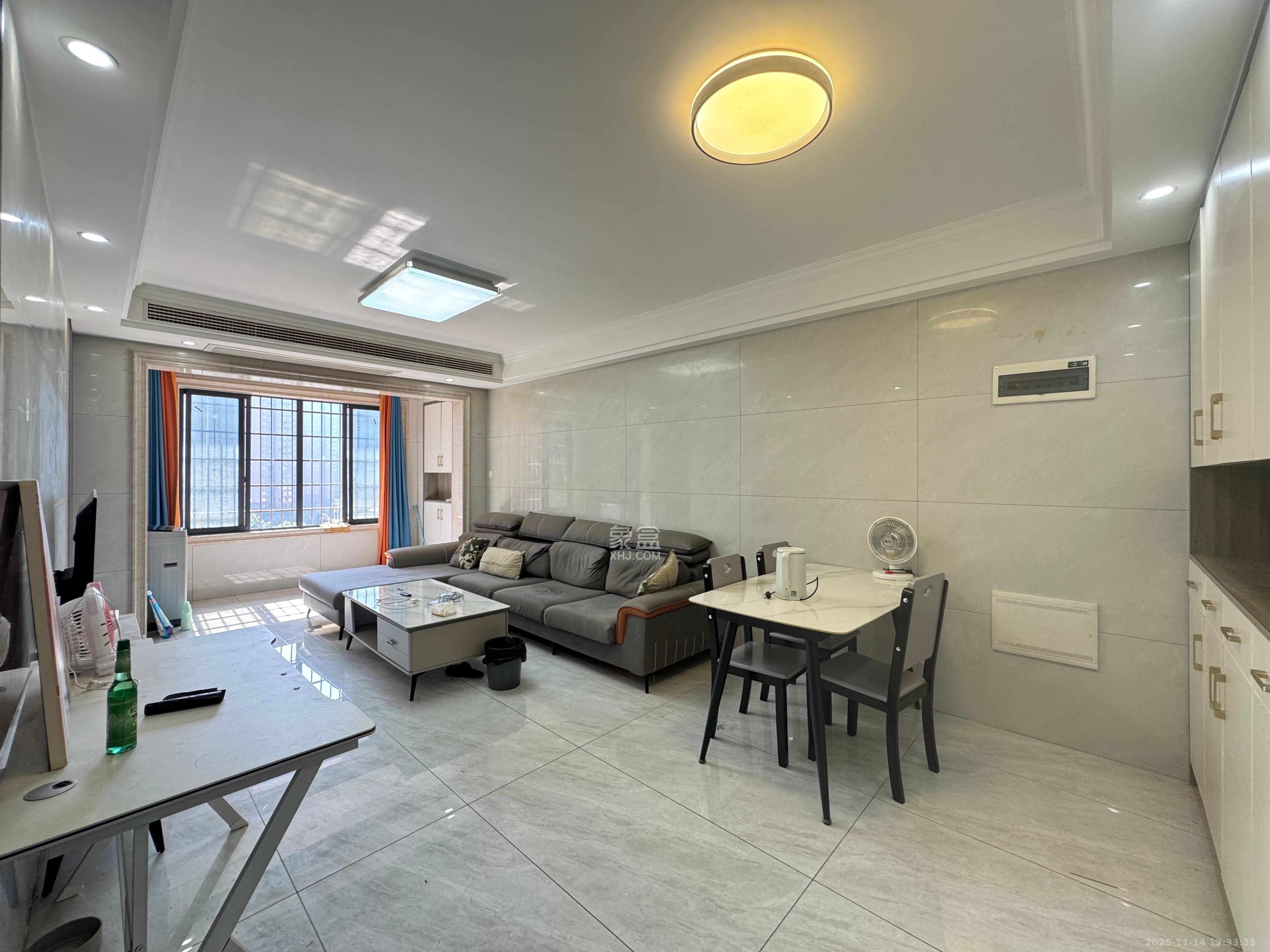 东宜新园 2室2厅1卫 2200.0元/月 东宜新园 2室2厅1卫 2200.0元/月室内图