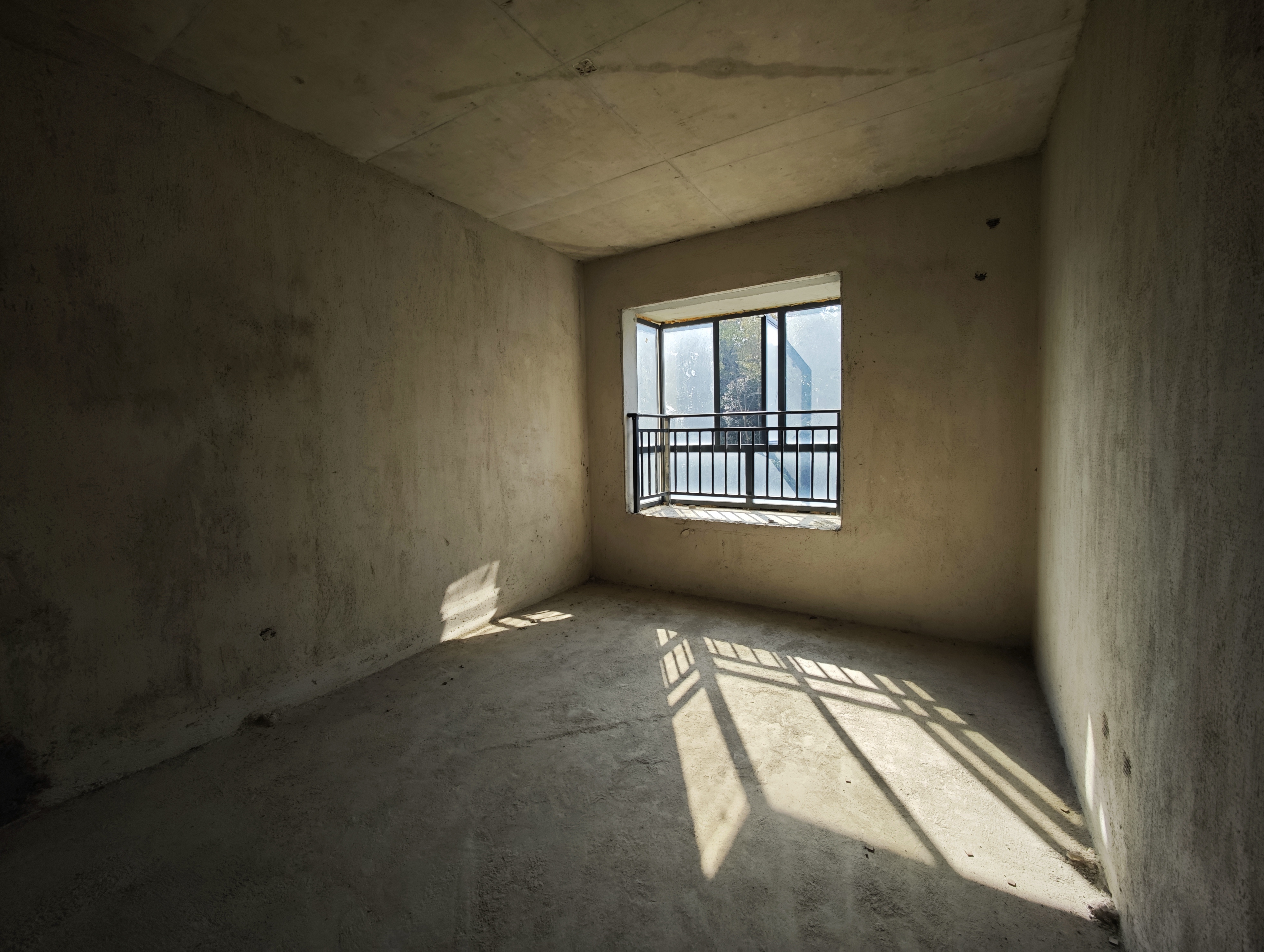 德桂园书香苑  3室2厅2卫    54.8万客厅