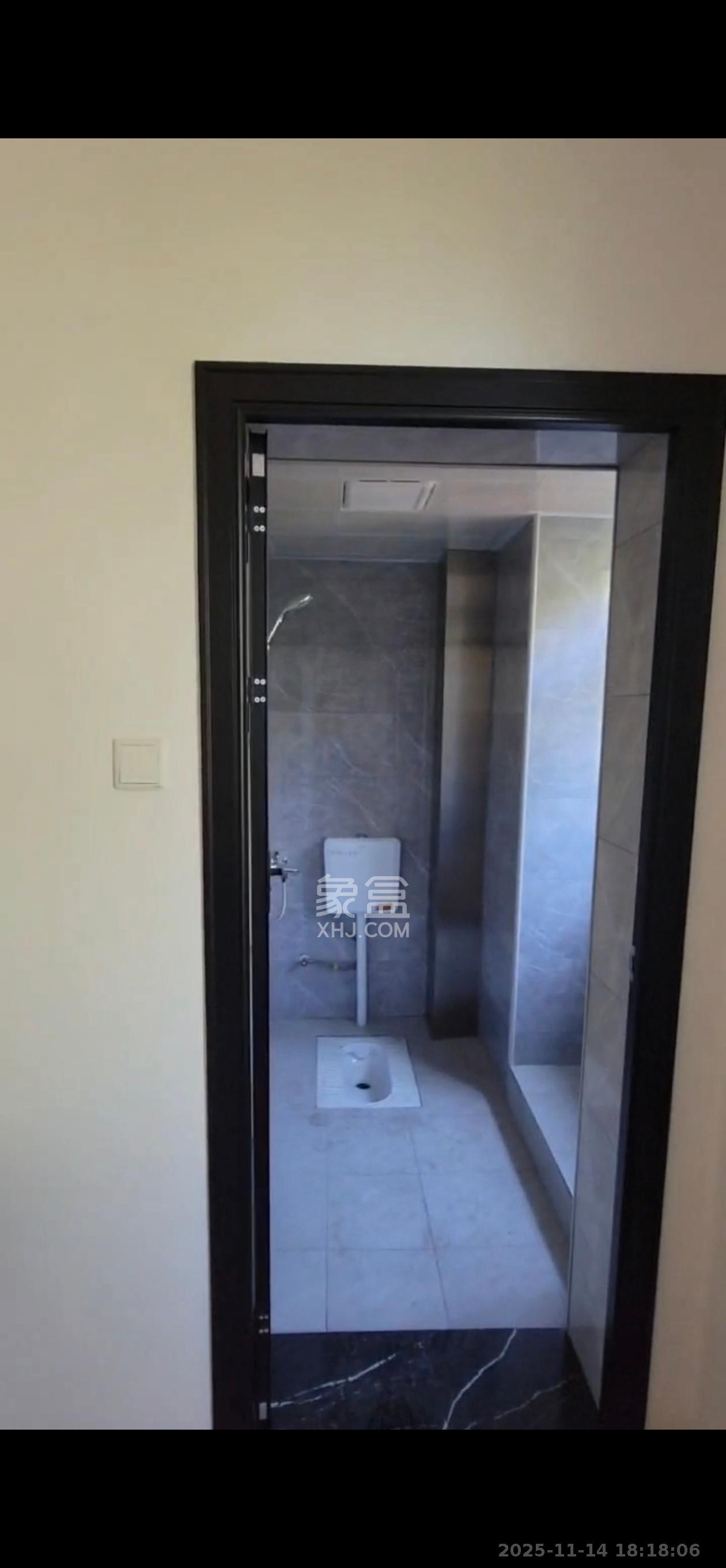 正圆小区（树木岭）  3室1厅1卫    1600.0元/月室内图