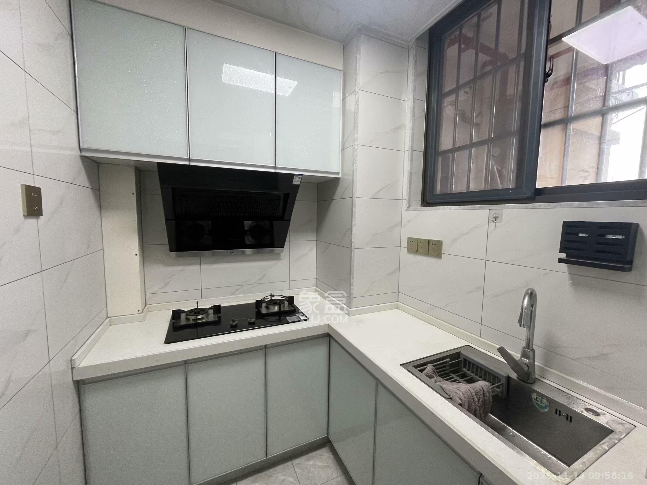 嘉雨兴园 1室1厅1卫 1700.0元/月 嘉雨兴园 1室1厅1卫 1700.0元/月室内图