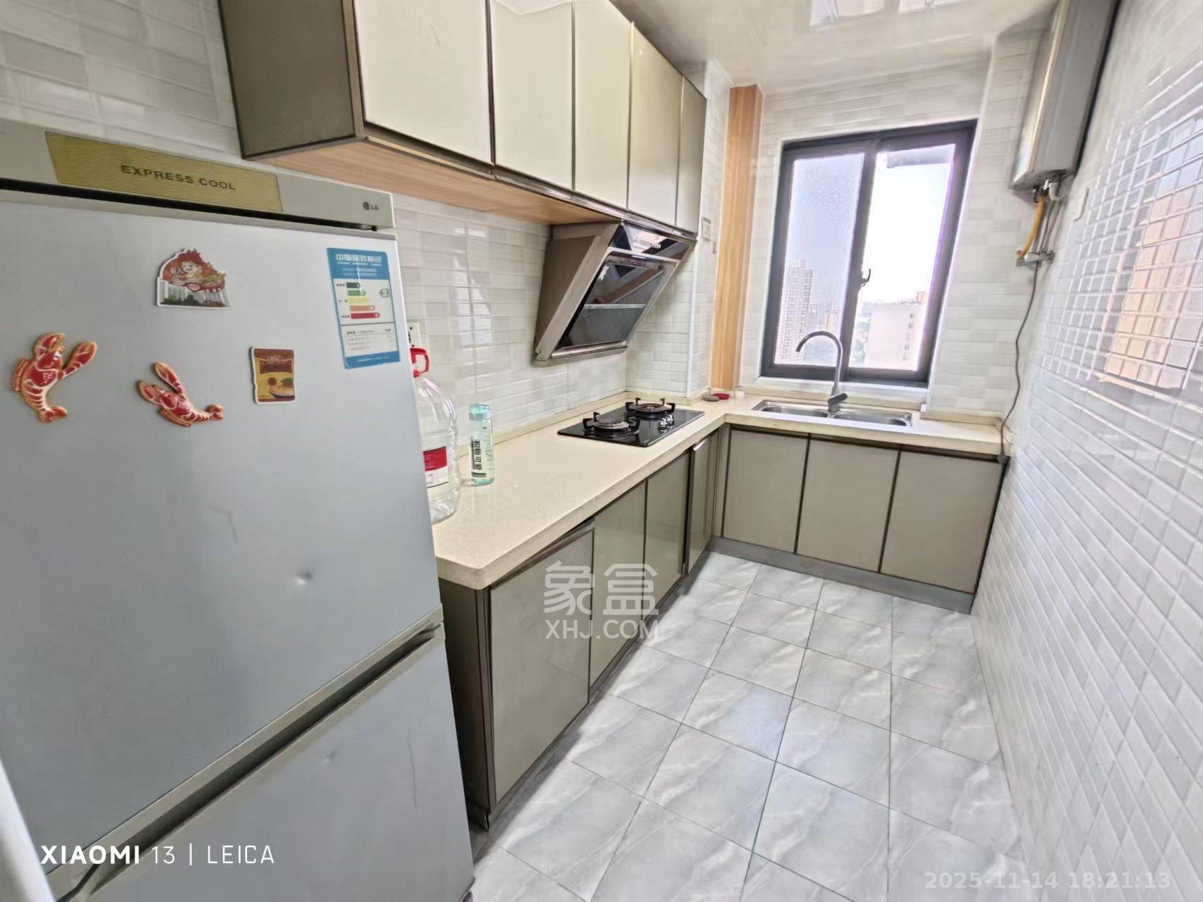 天鸿天府(天鸿中央大院) 2室1厅1卫 2300.0元/月 天鸿天府(天鸿中央大院) 2室1厅1卫 2300.0元/月室内图