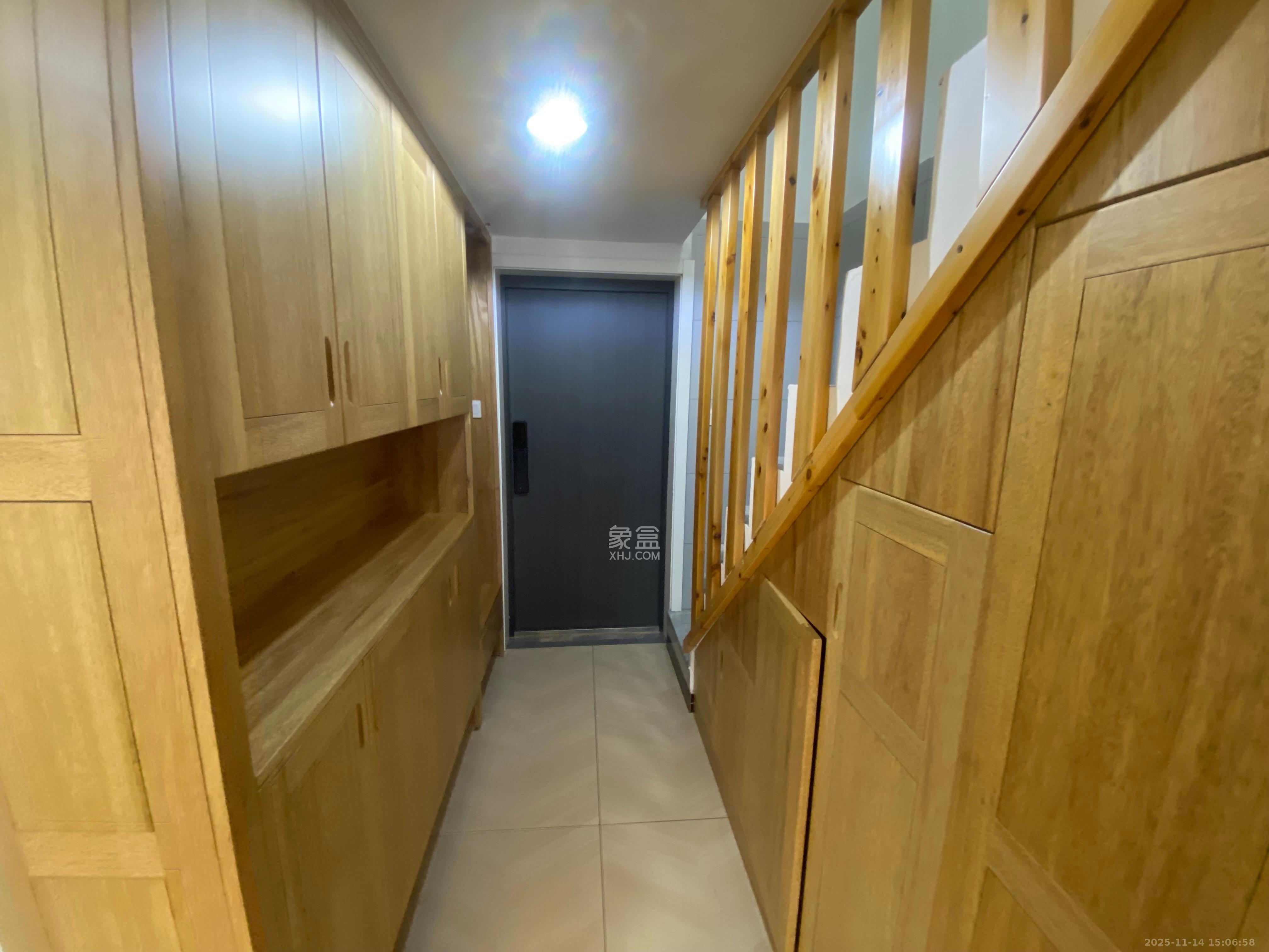 福晟钱隆国际(晟冉景苑) 2室1厅2卫 2200.0元/月 福晟钱隆国际(晟冉景苑) 2室1厅2卫 2200.0元/月室内图