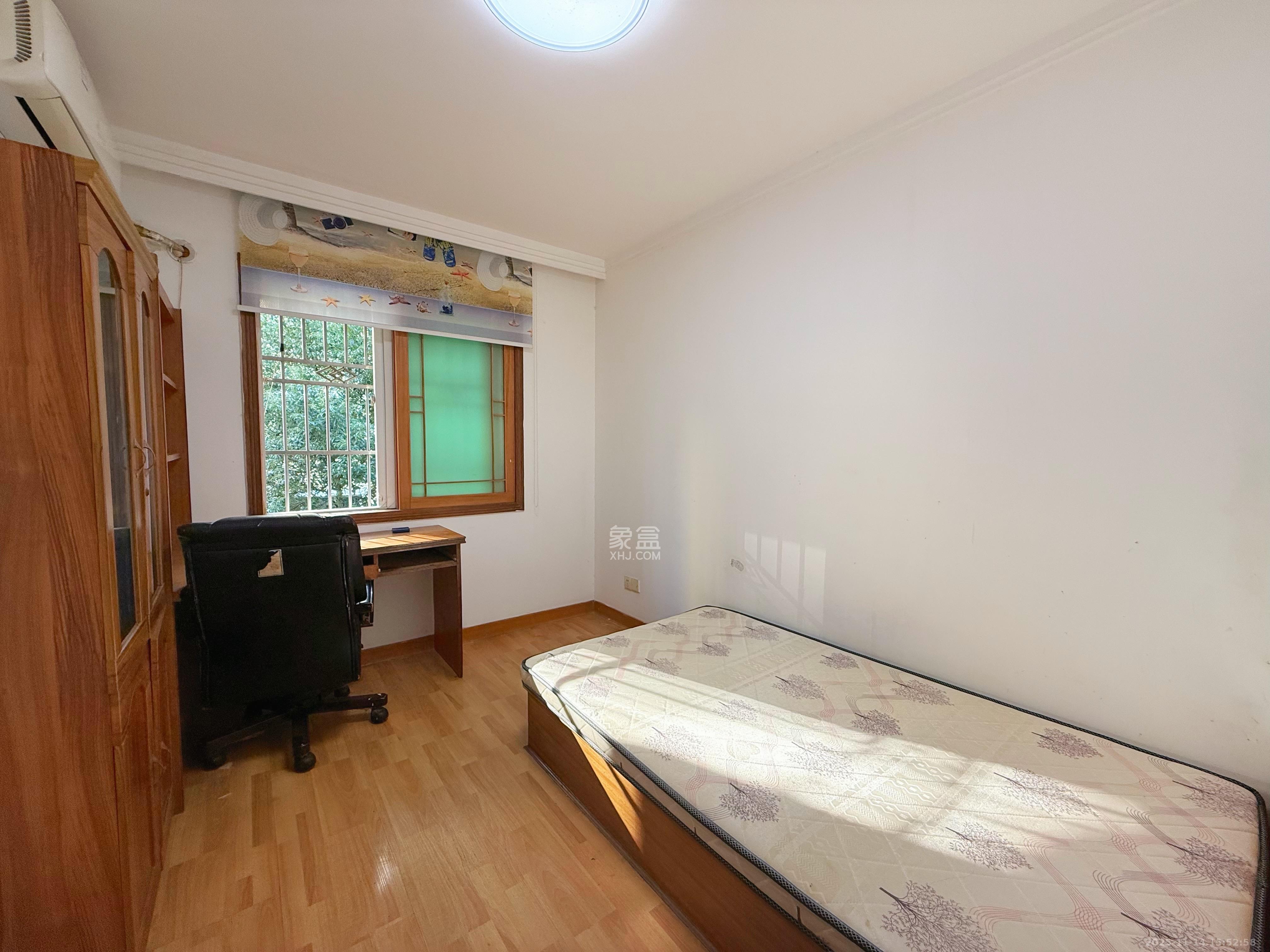 恩瑞麓山名园（龙王港小区）  3室2厅2卫    2100.0元/月室内图