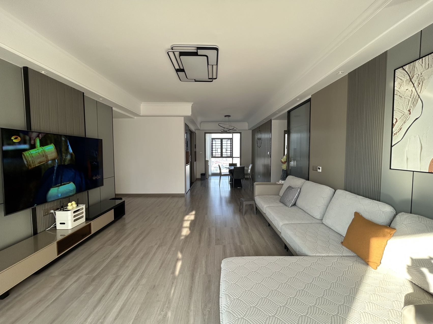 珑樾台 4室2厅2卫 85.8万 珑樾台 4室2厅2卫 85.8万客厅