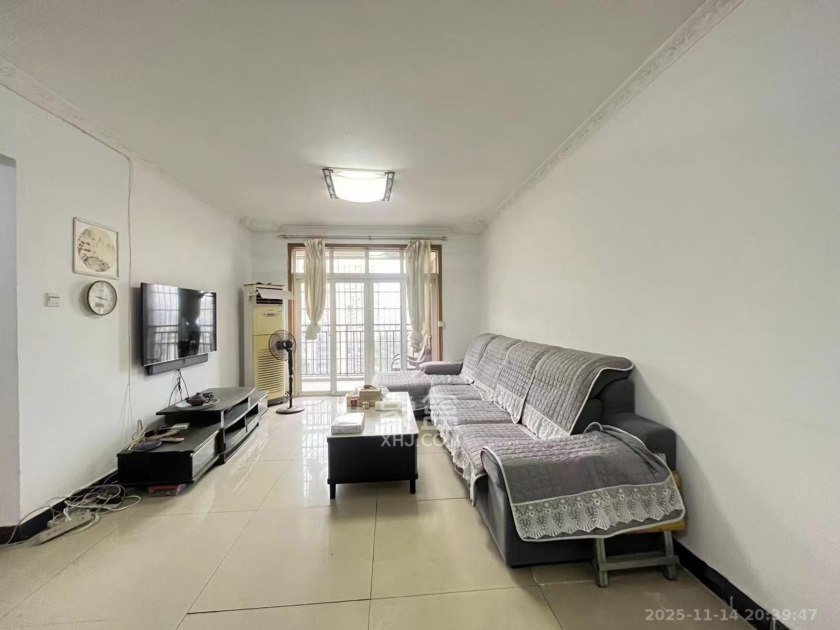 金碧文华 1室2厅1卫 2000.0元/月 金碧文华 1室2厅1卫 2000.0元/月室内图