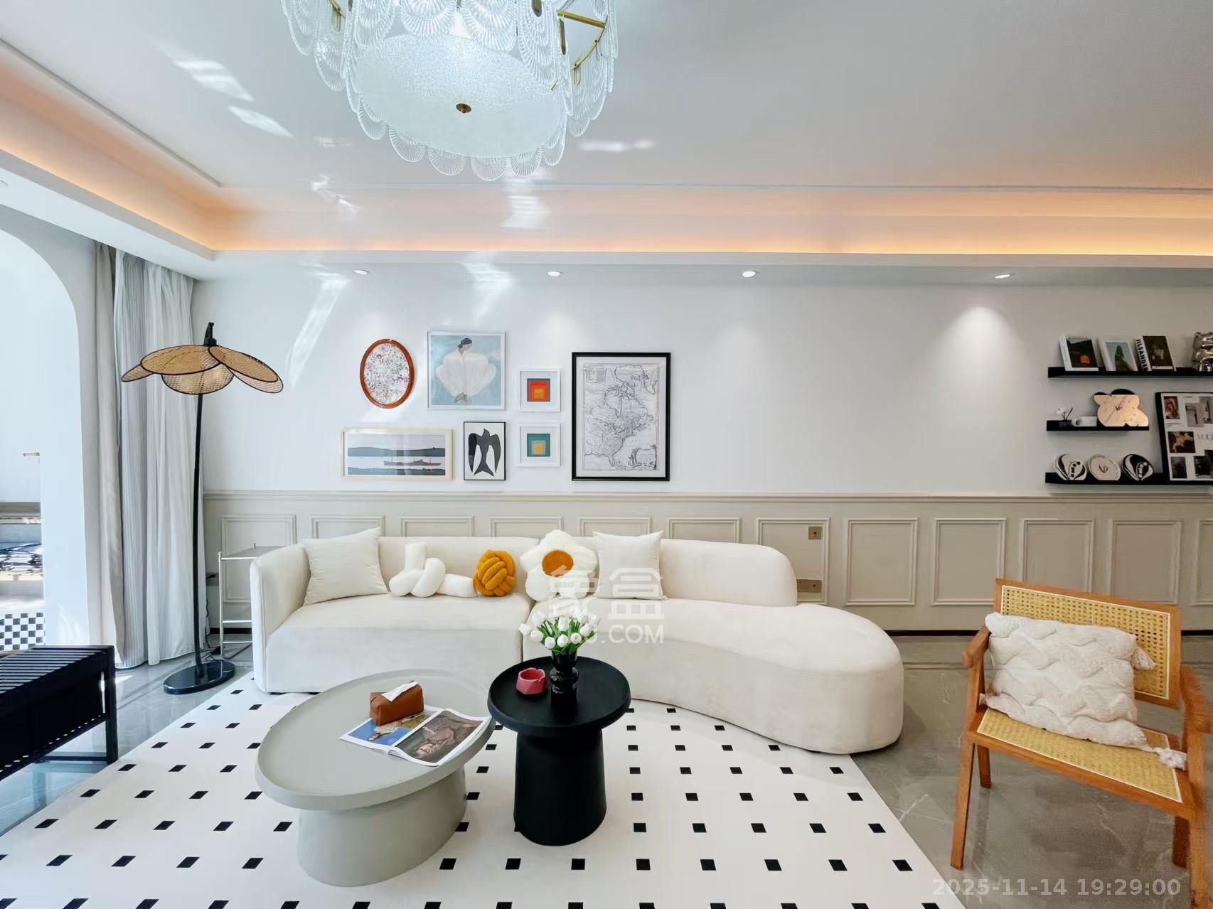 金茂建发泊悦  4室2厅2卫    5280.0元/月室内图