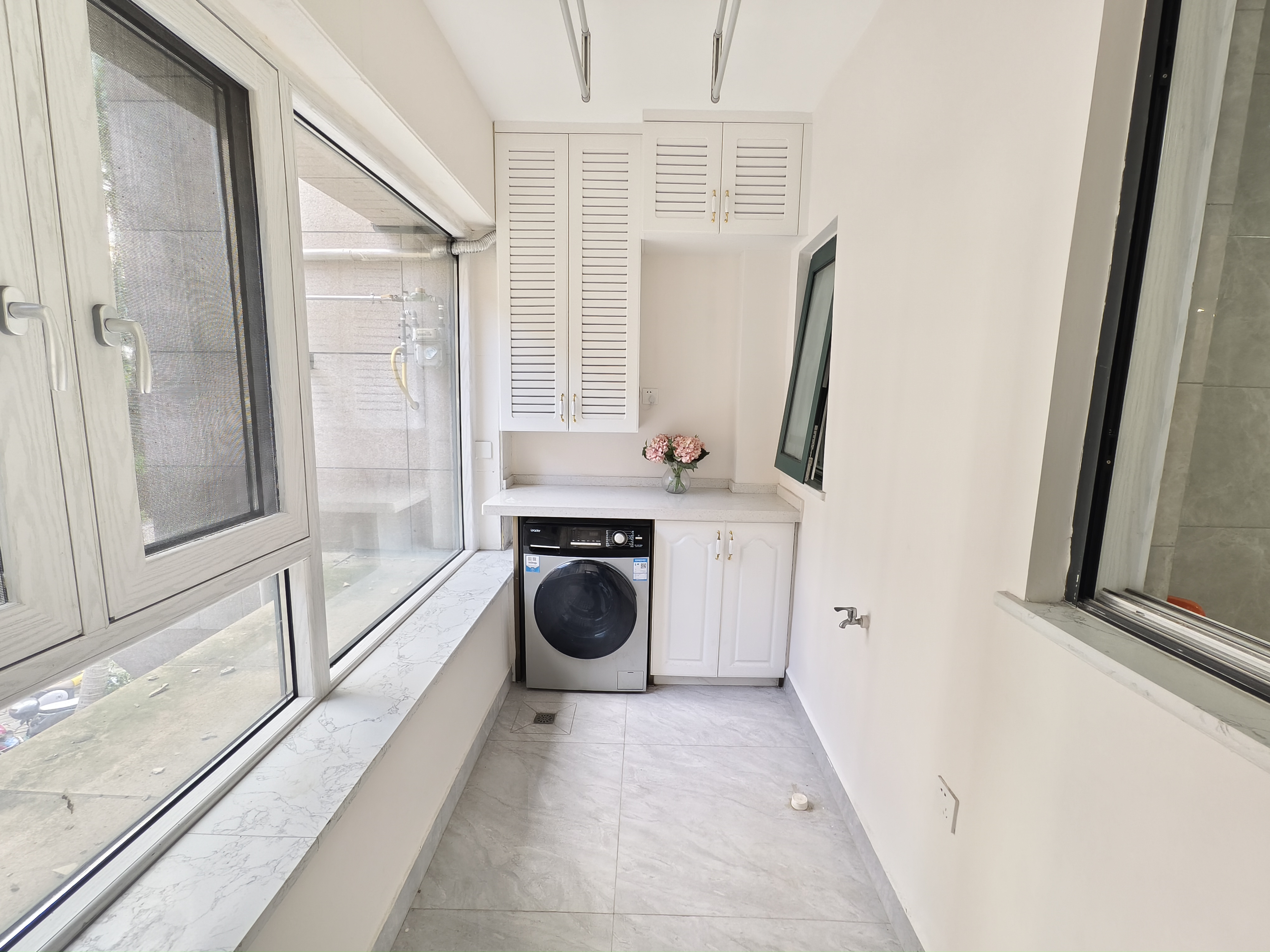 海阔天空-国瑞城二期(雅仕苑) 5室2厅2卫 8500.0元/月 海阔天空-国瑞城二期(雅仕苑) 5室2厅2卫 8500.0元/月室内图