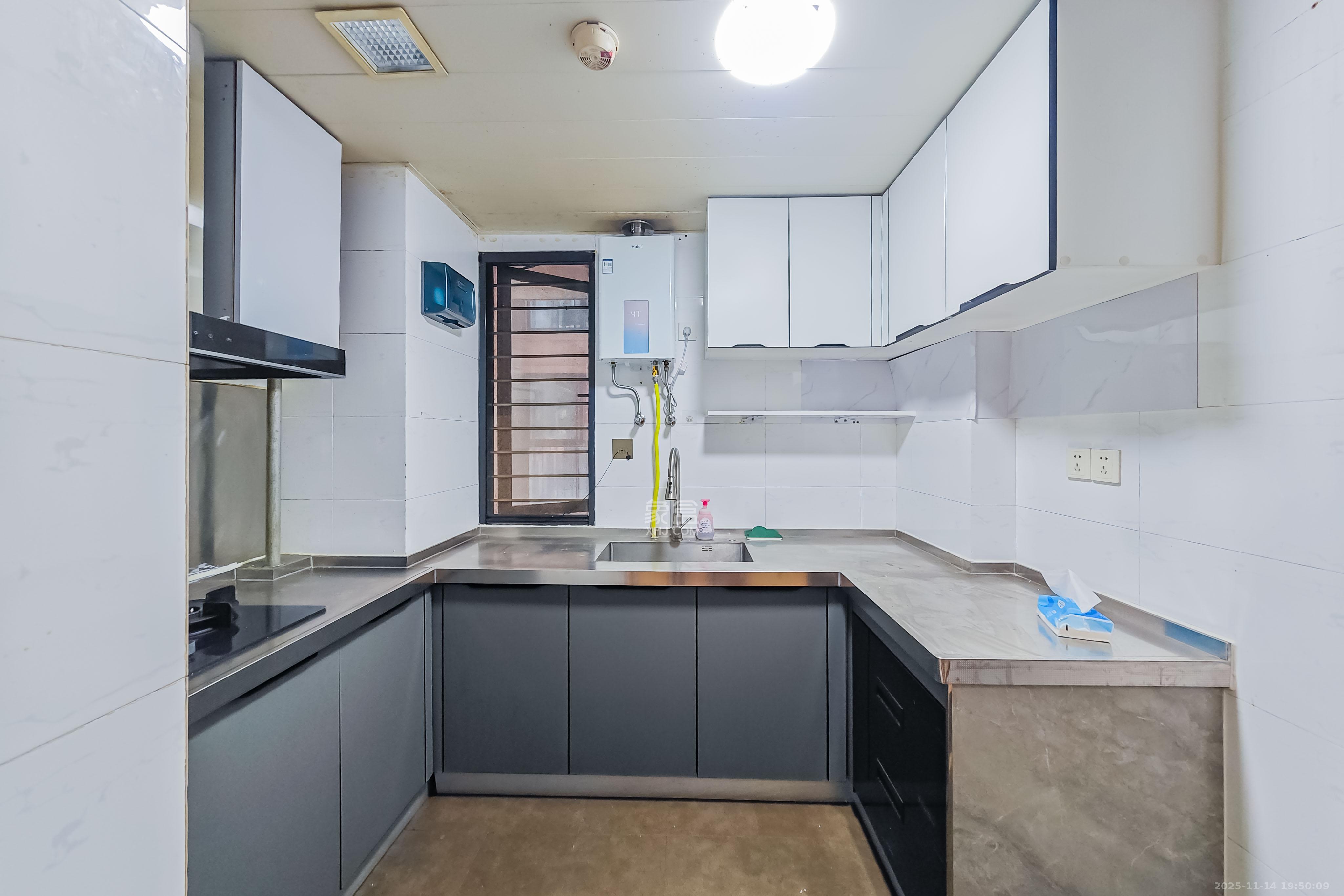 万科金域华府一期 3室2厅1卫 92.0万 万科金域华府一期 3室2厅1卫 92.0万其他