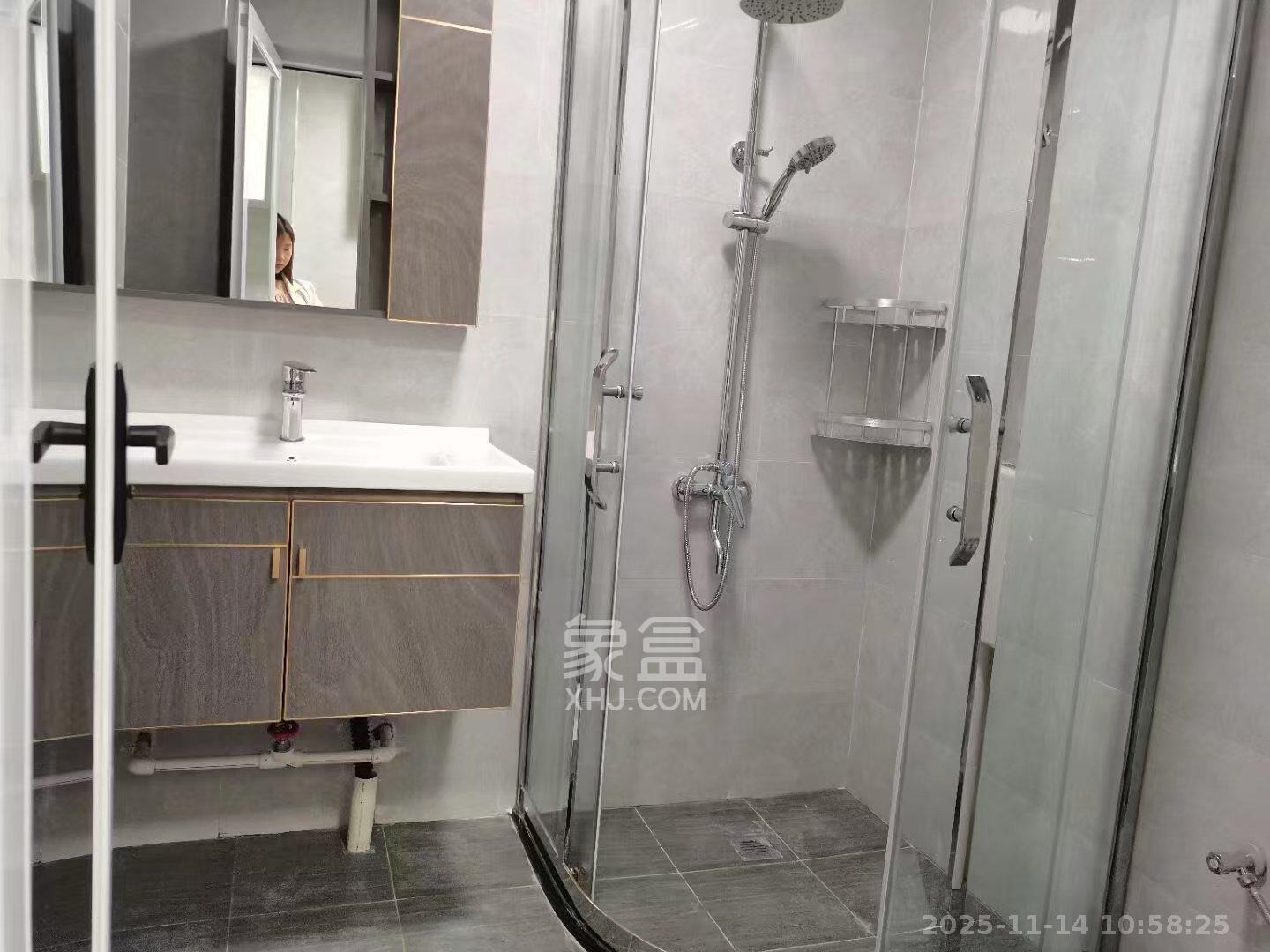 中建悦和城 1室1厅1卫 1300.0元/月 中建悦和城 1室1厅1卫 1300.0元/月室内图