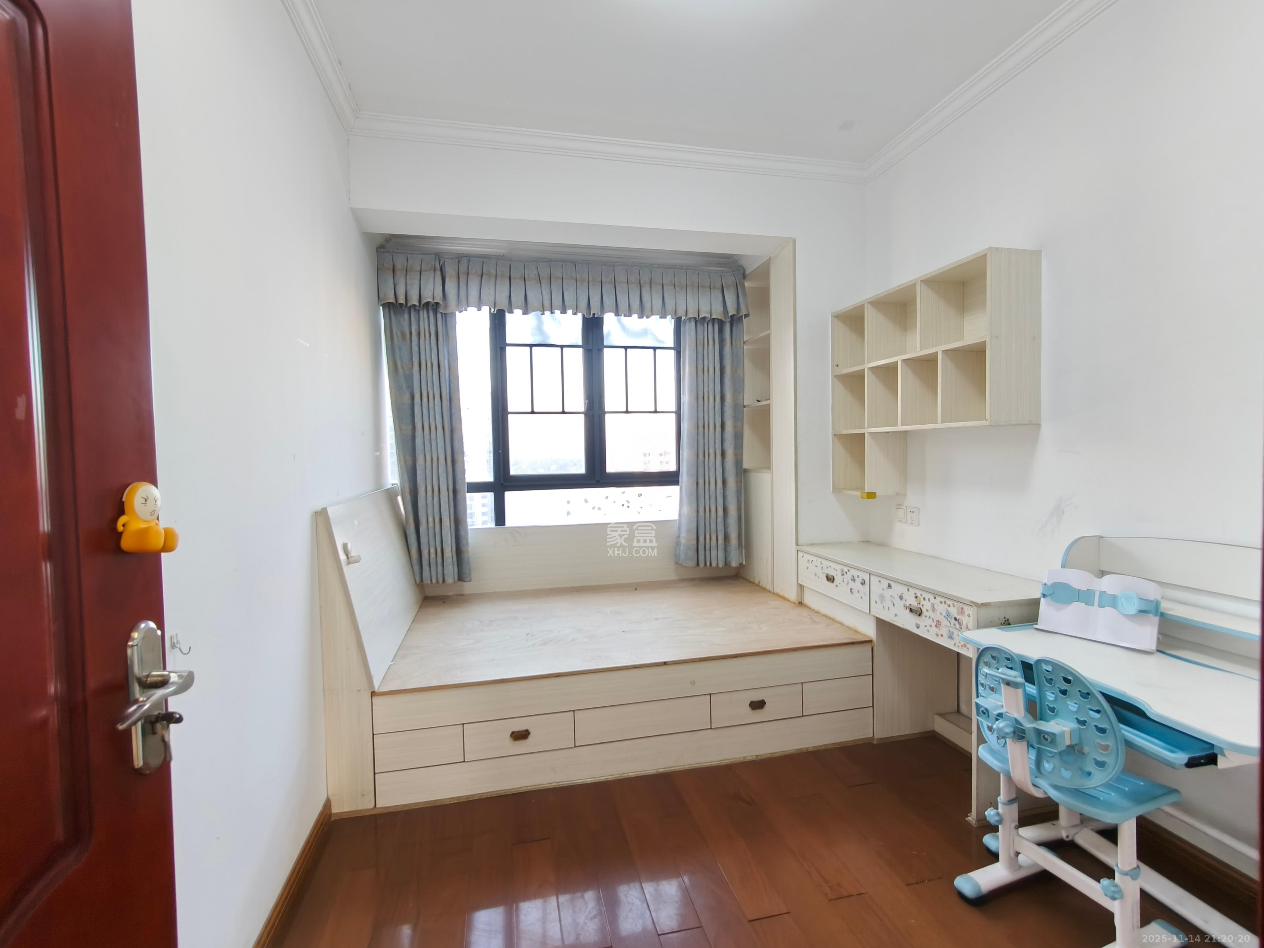 辉煌国际城二期 3室2厅2卫 2800.0元/月 辉煌国际城二期 3室2厅2卫 2800.0元/月室内图