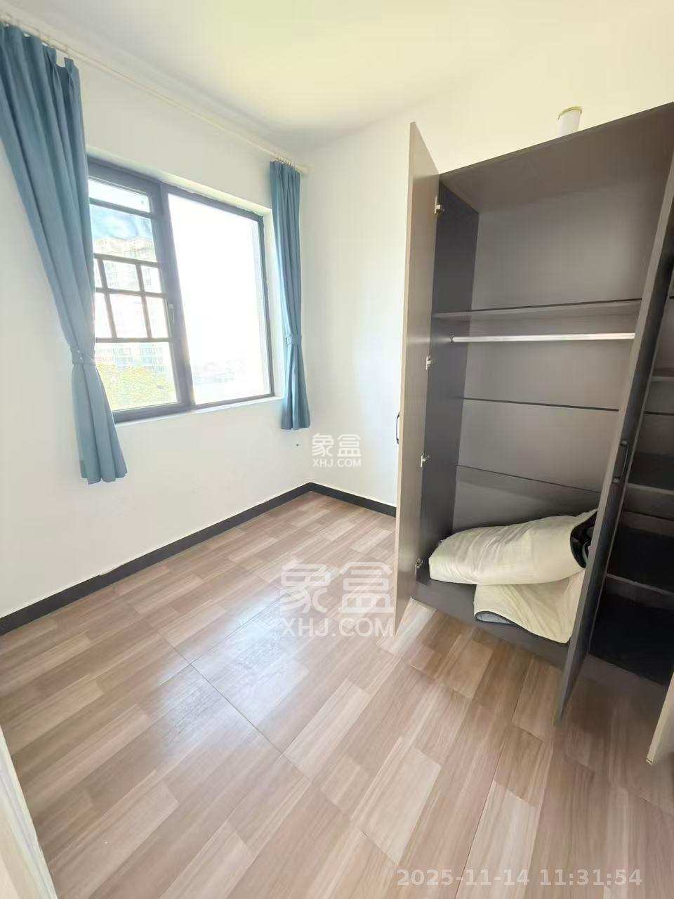 长房云时代 3室2厅1卫 2400.0元/月 长房云时代 3室2厅1卫 2400.0元/月室内图