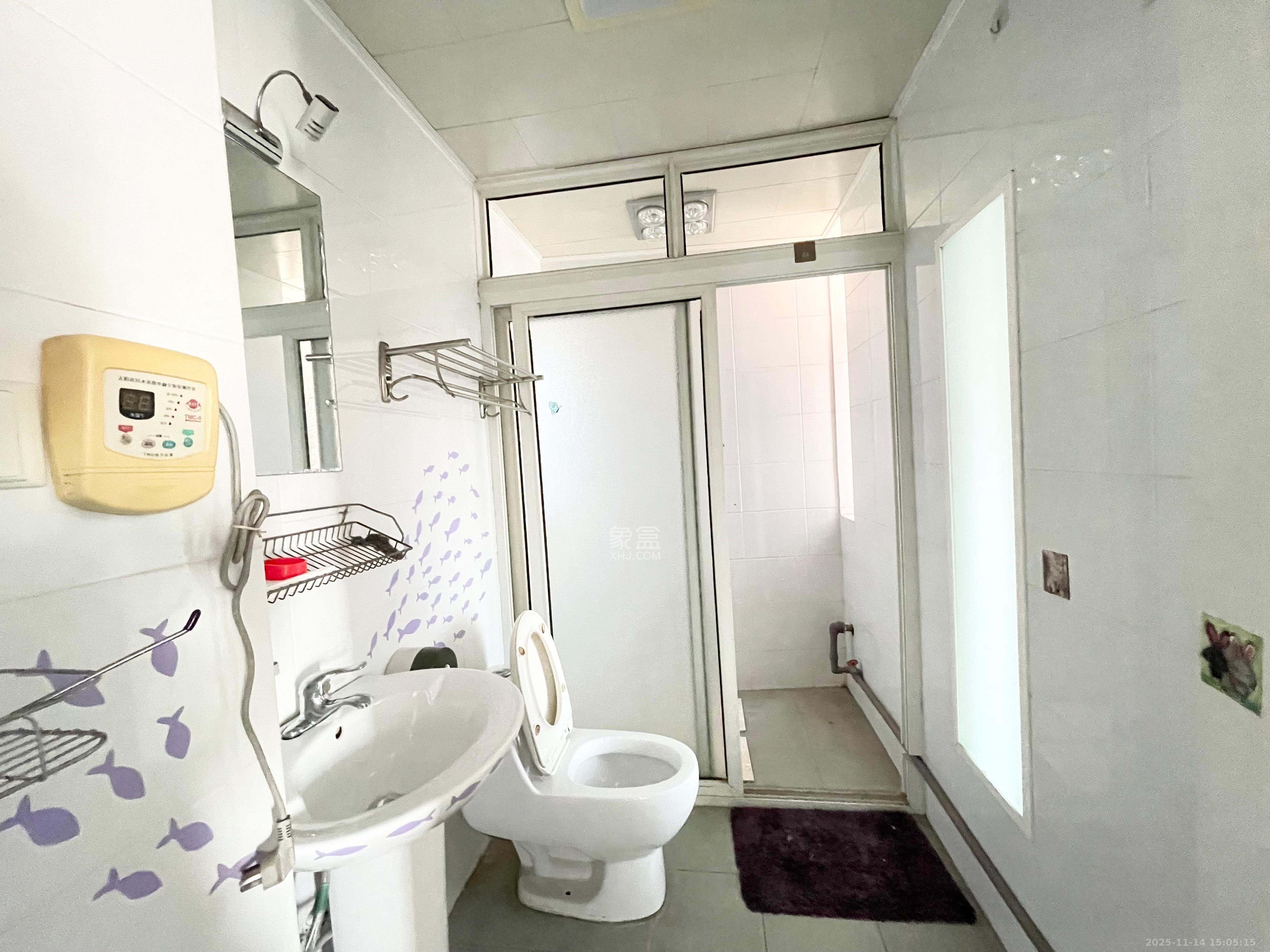 丽江翠园 3室2厅2卫 1500.0元/月 丽江翠园 3室2厅2卫 1500.0元/月室内图