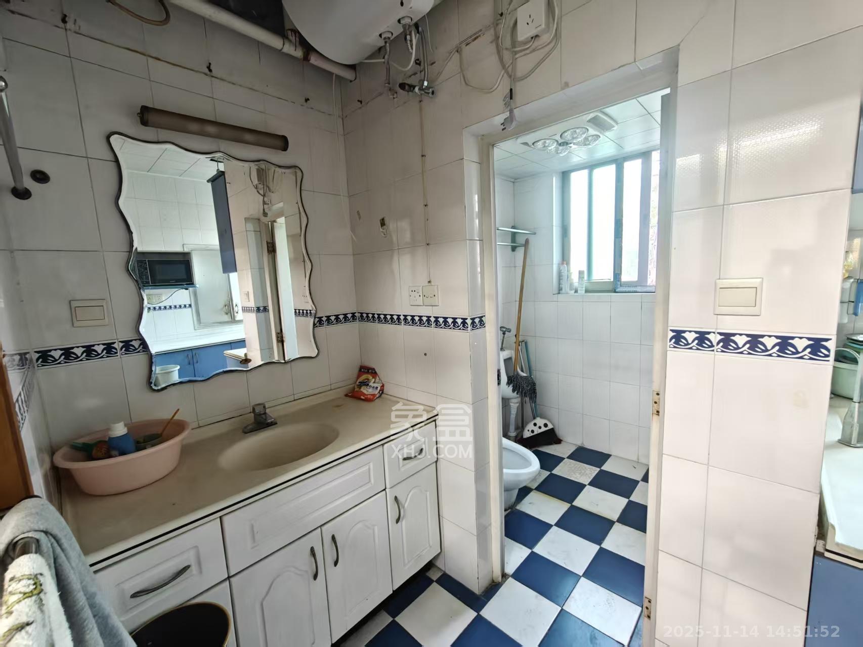 长沙理工大学东院西院  3室2厅1卫    2200.0元/月室内图