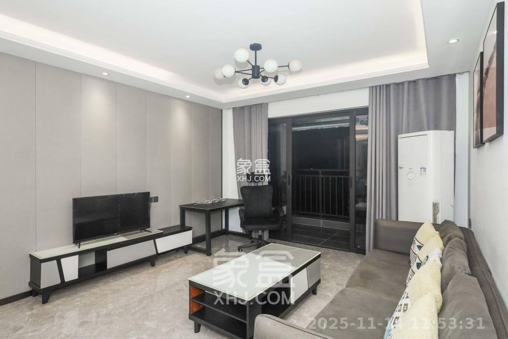 招商华发依云曦城 4室2厅2卫 2600.0元/月 招商华发依云曦城 4室2厅2卫 2600.0元/月室内图