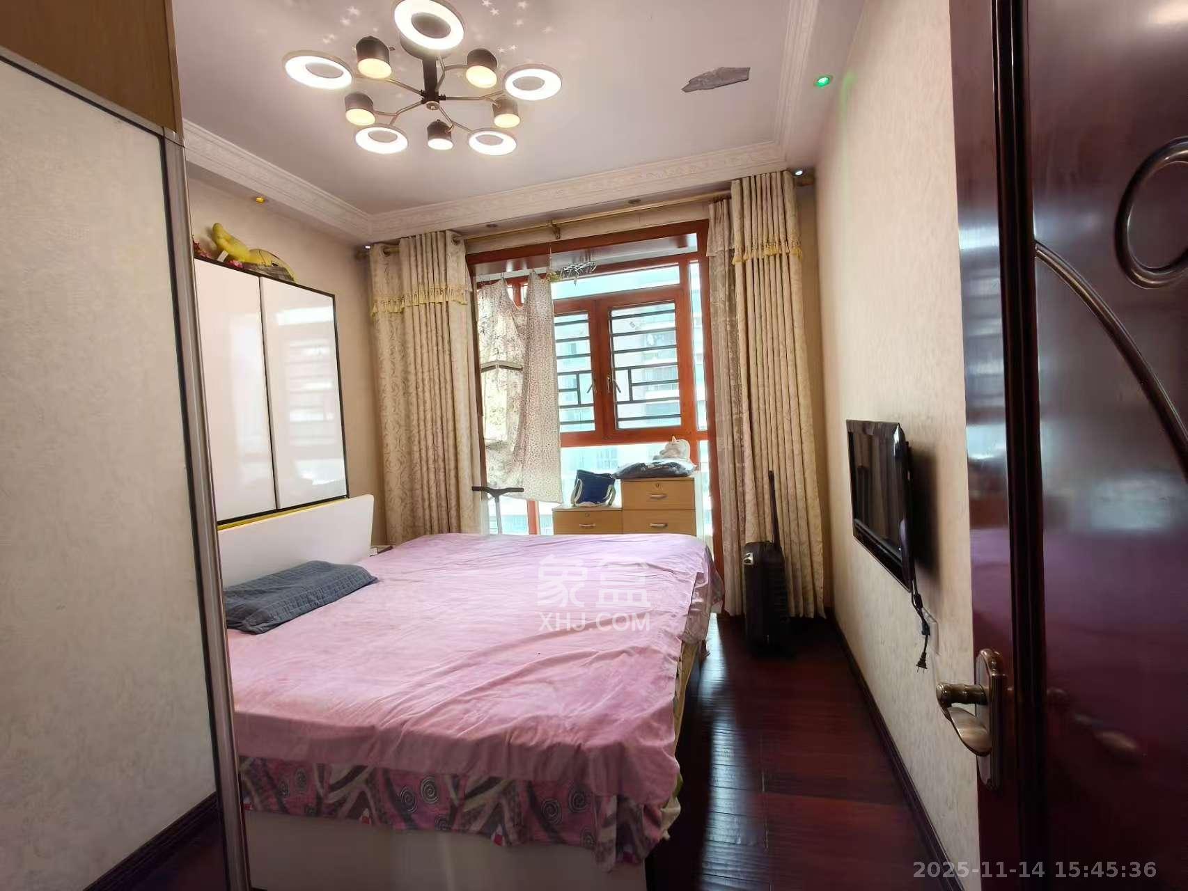 凯乐湘园 4室2厅2卫 3500.0元/月 凯乐湘园 4室2厅2卫 3500.0元/月室内图