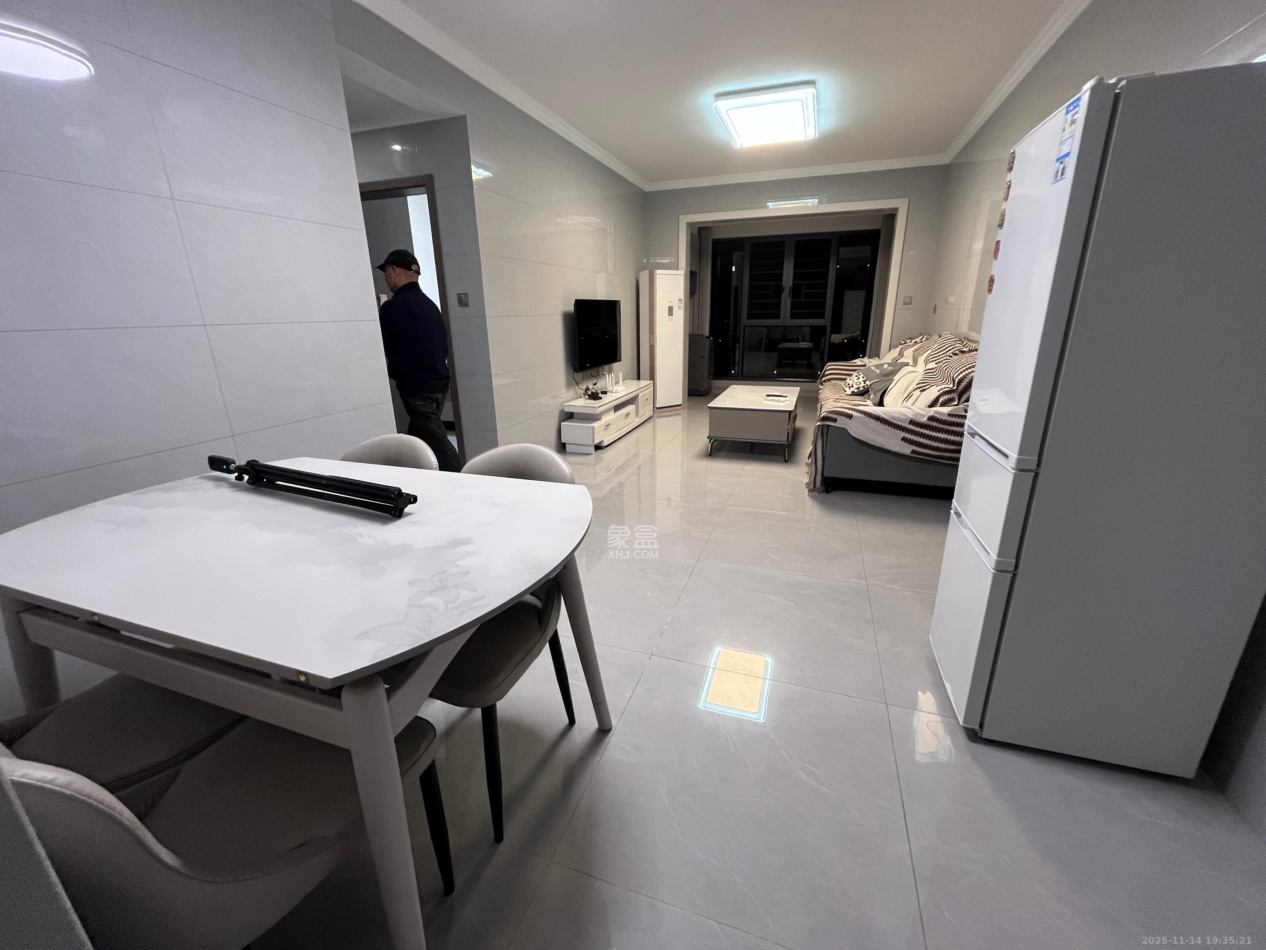 桥头家园二期（桥头家苑二期）  2室2厅1卫    1800.0元/月