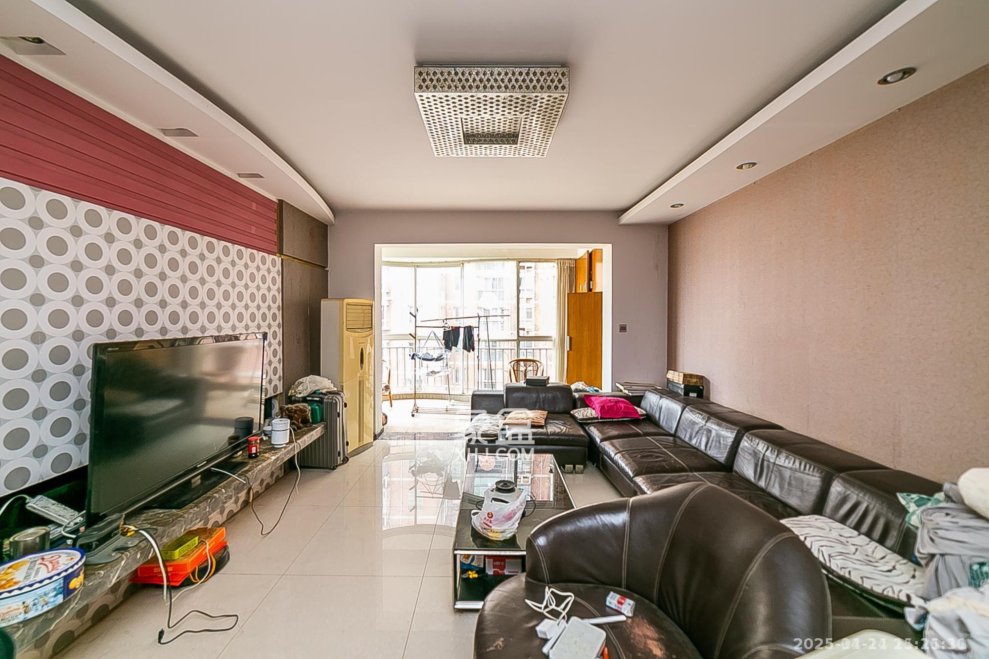 都江新城（都江新苑）  3室2厅2卫    2800.0元/月室内图1