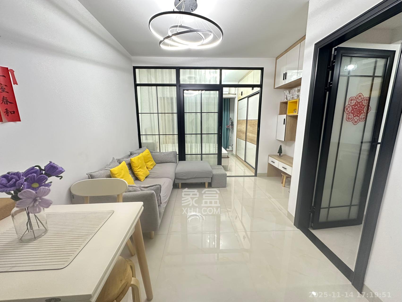 少帅府  2室1厅1卫    2600.0元/月