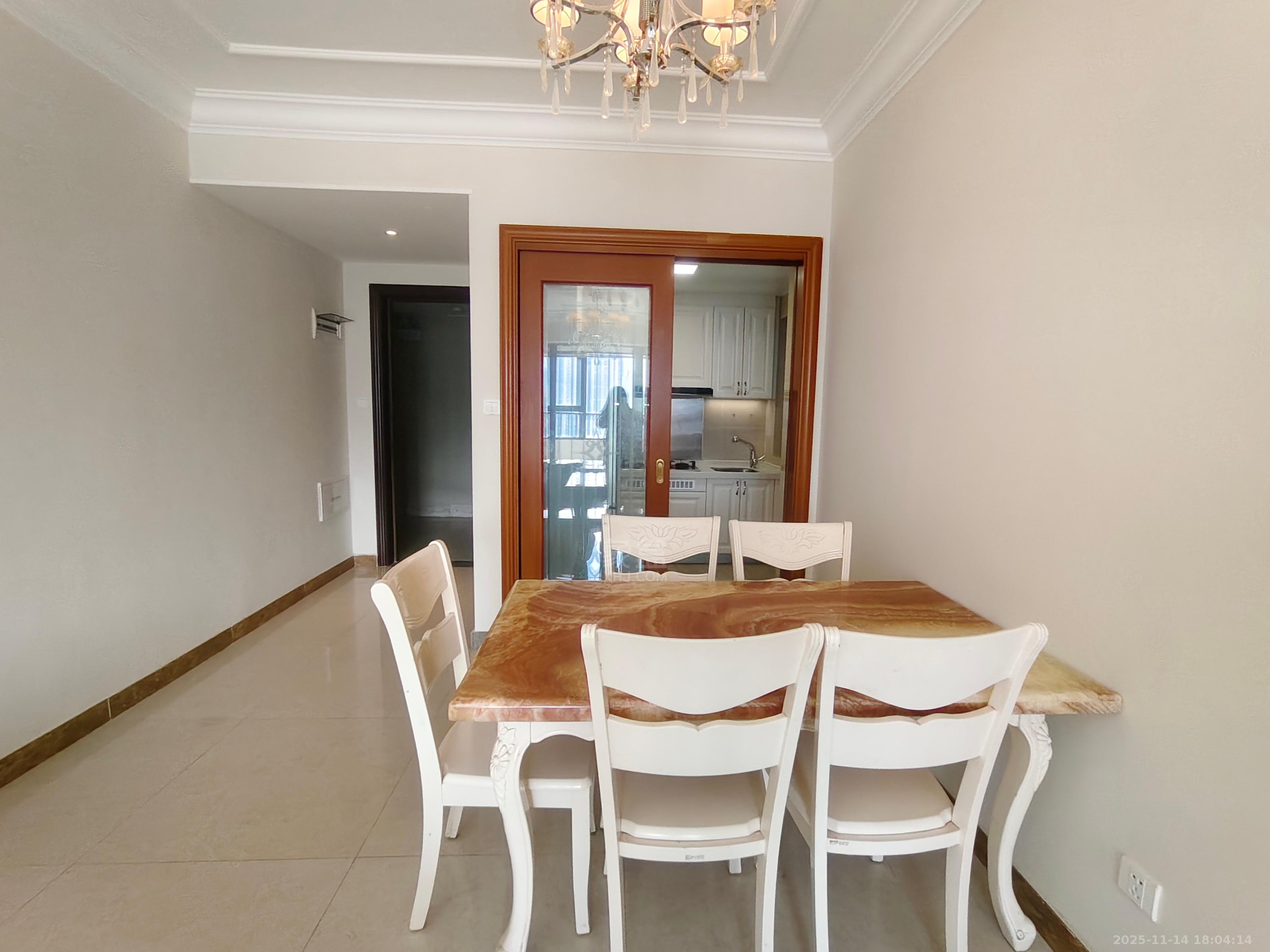 恒大林溪郡 3室2厅2卫 1700.0元/月 恒大林溪郡 3室2厅2卫 1700.0元/月室内图