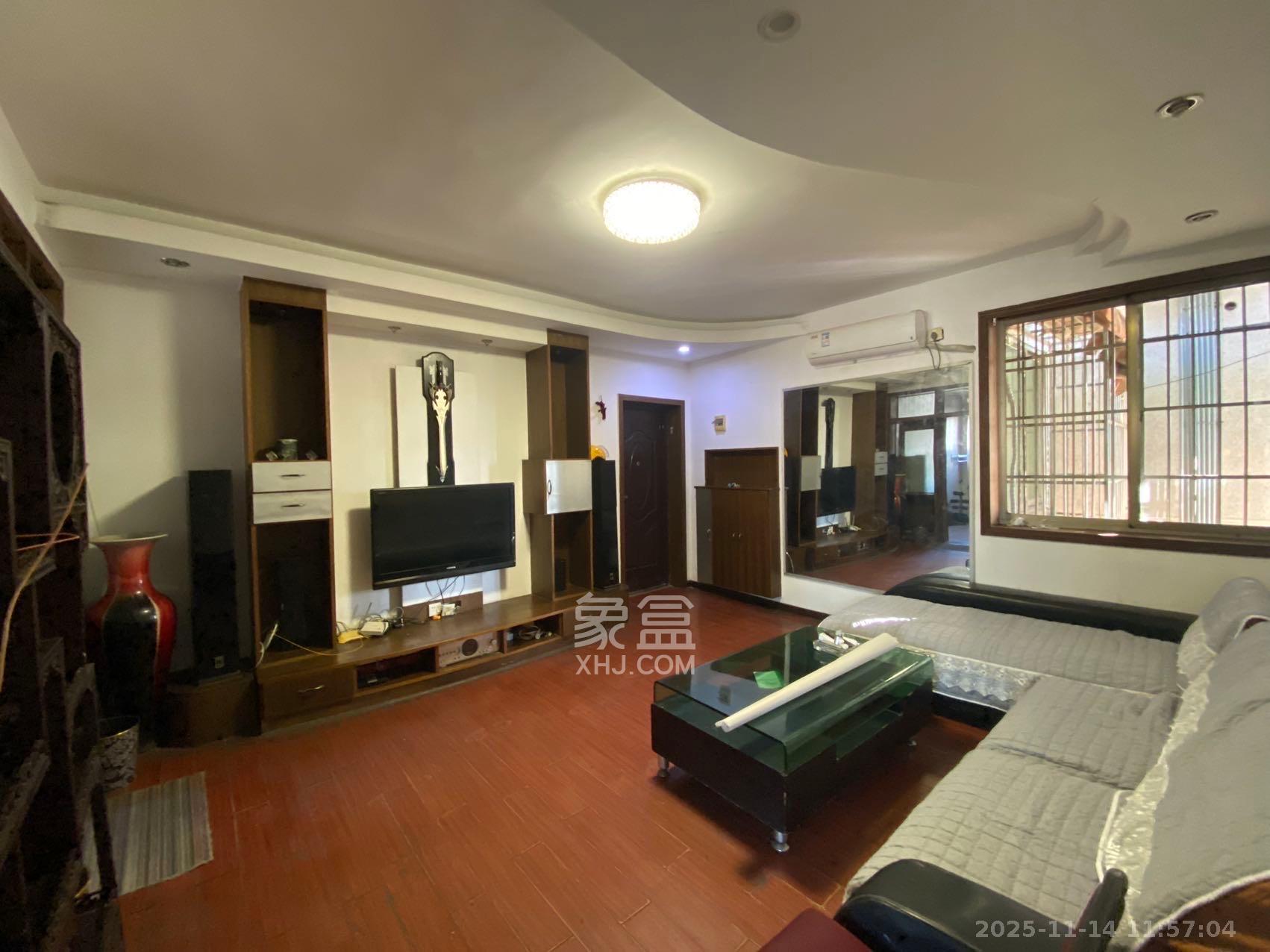 幸福桥、潘家坪路散盘  2室2厅1卫    1388.0元/月