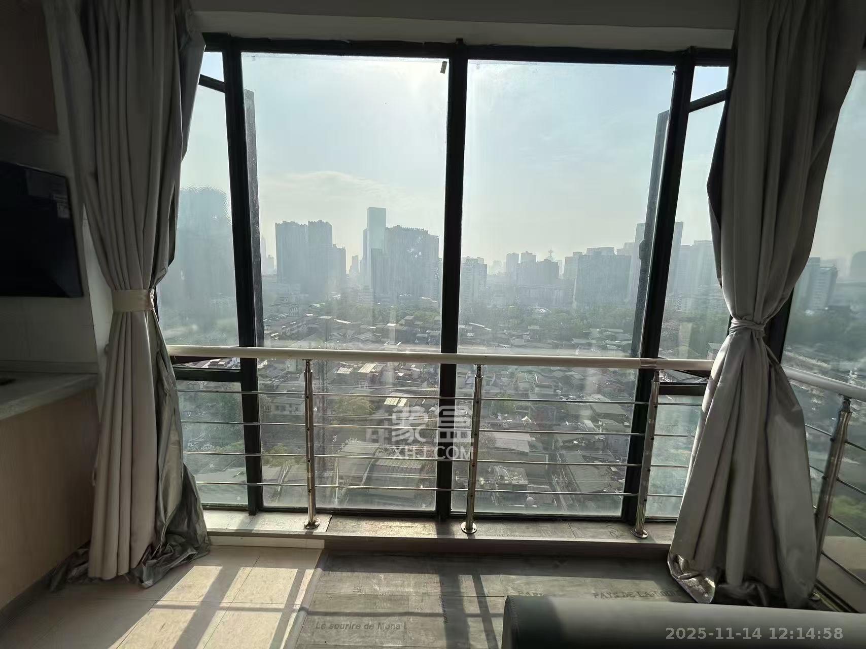 印象天心  1室1厅1卫    2000.0元/月室内图