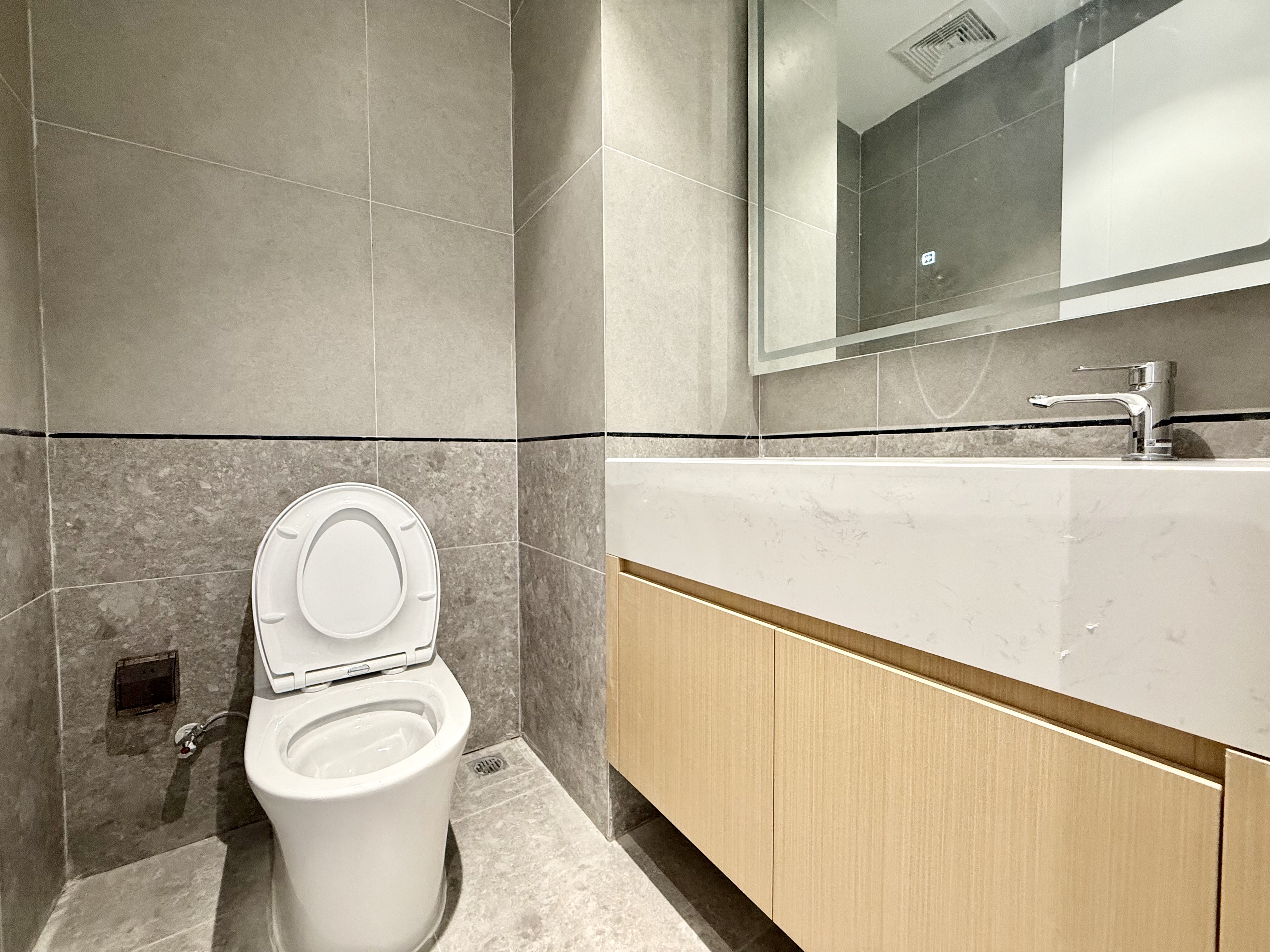 海航豪庭南苑 1室1厅2卫 3200.0元/月 海航豪庭南苑 1室1厅2卫 3200.0元/月室内图