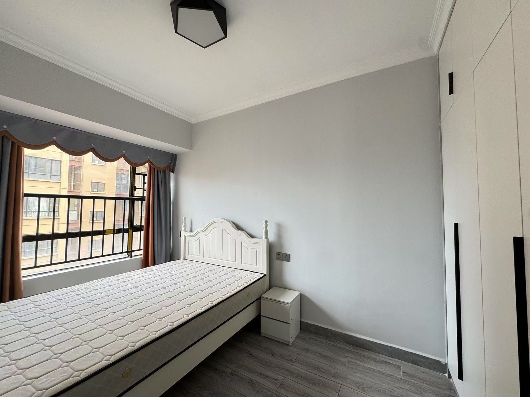 珠江云锦  2室2厅1卫    1800.0元/月室内图