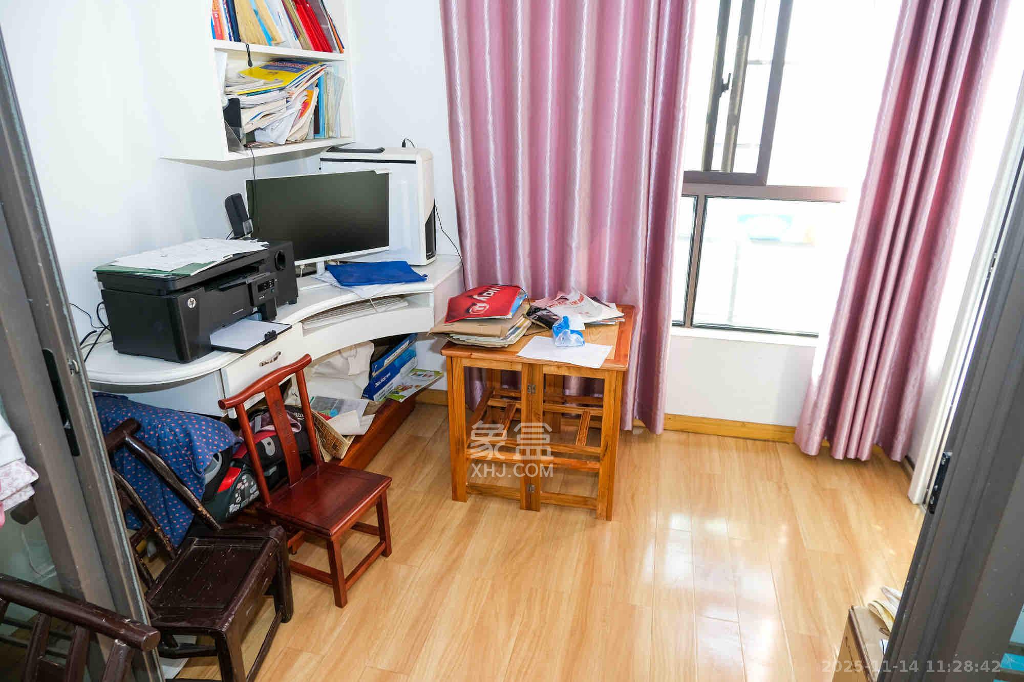 好望谷 3室2厅2卫 2000.0元/月 好望谷 3室2厅2卫 2000.0元/月室内图