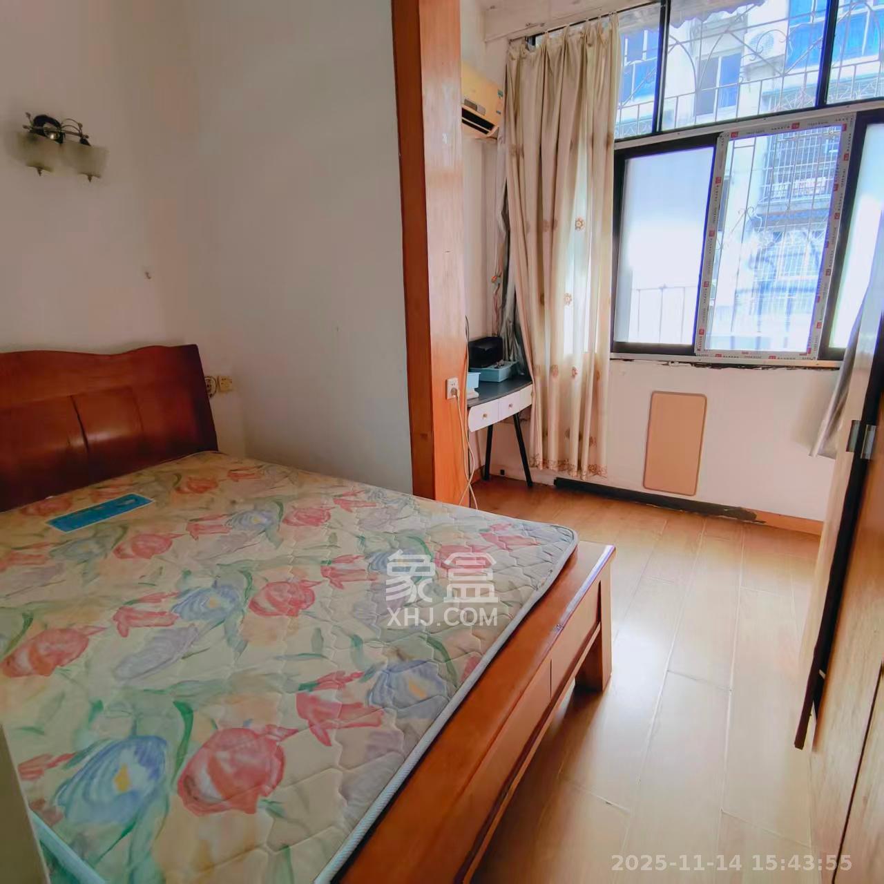 丰盈里散盘（丰盈里、丰盈西里）  1室1厅1卫    1300.0元/月室内图