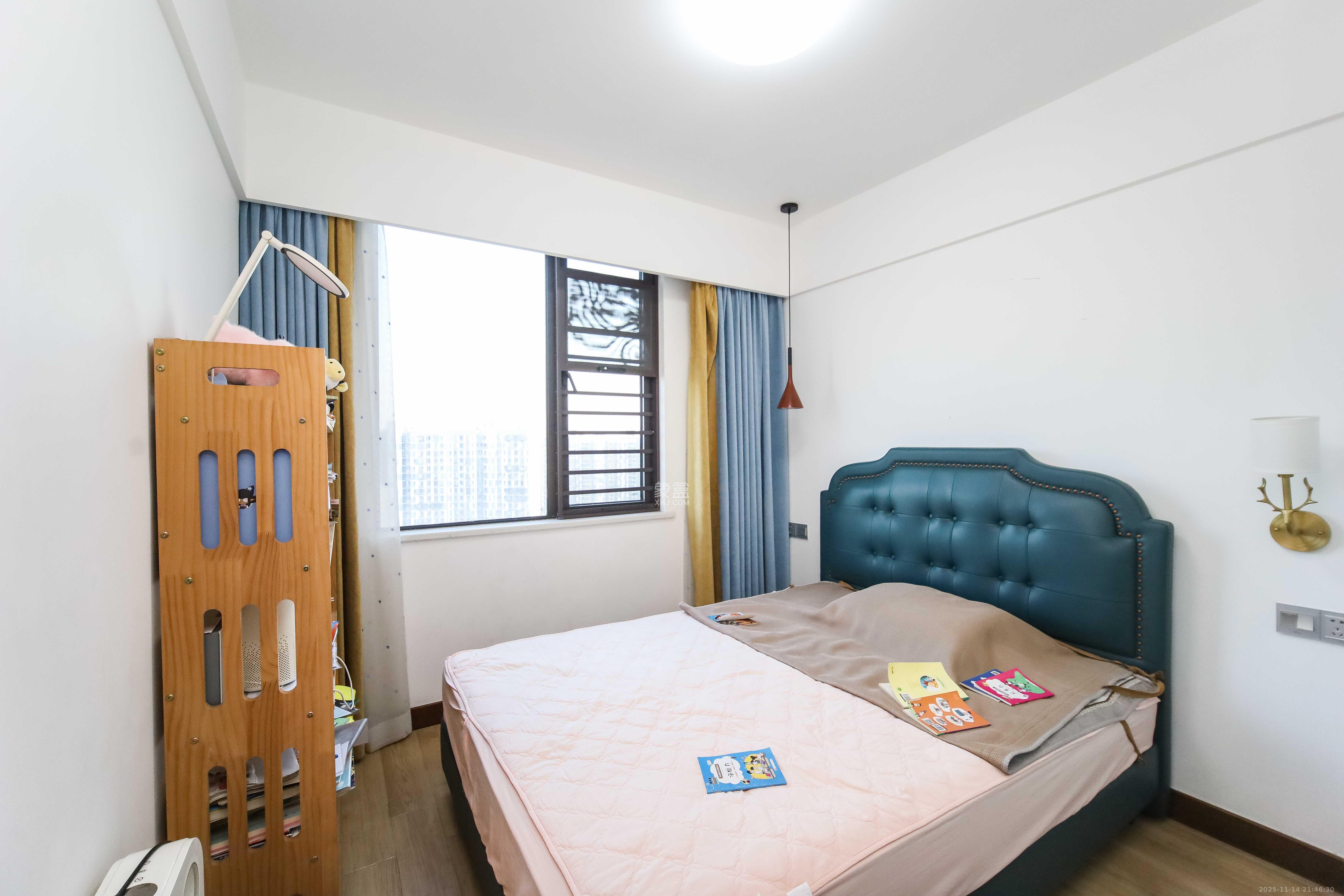 万科金域蓝湾 4室2厅2卫 550.0万 万科金域蓝湾 4室2厅2卫 550.0万卧室