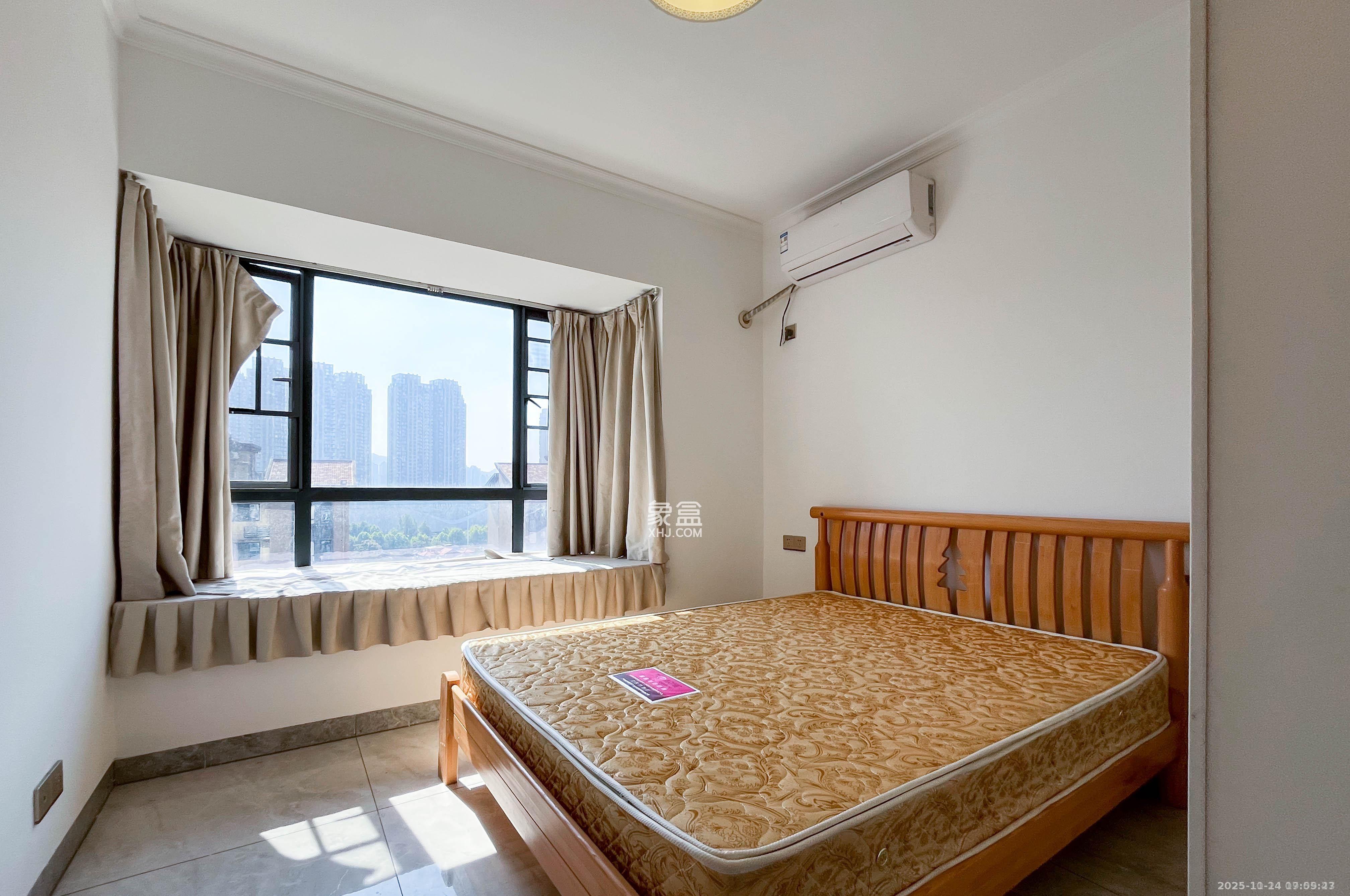 振业城二期  2室1厅1卫    2800.0元/月室内图